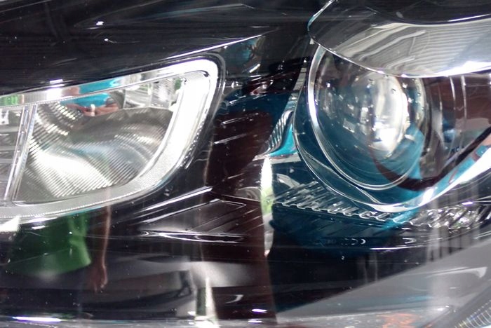 FORD TRANSIT CUSTOM BI-XENON LIFT 18- reflektor left light left