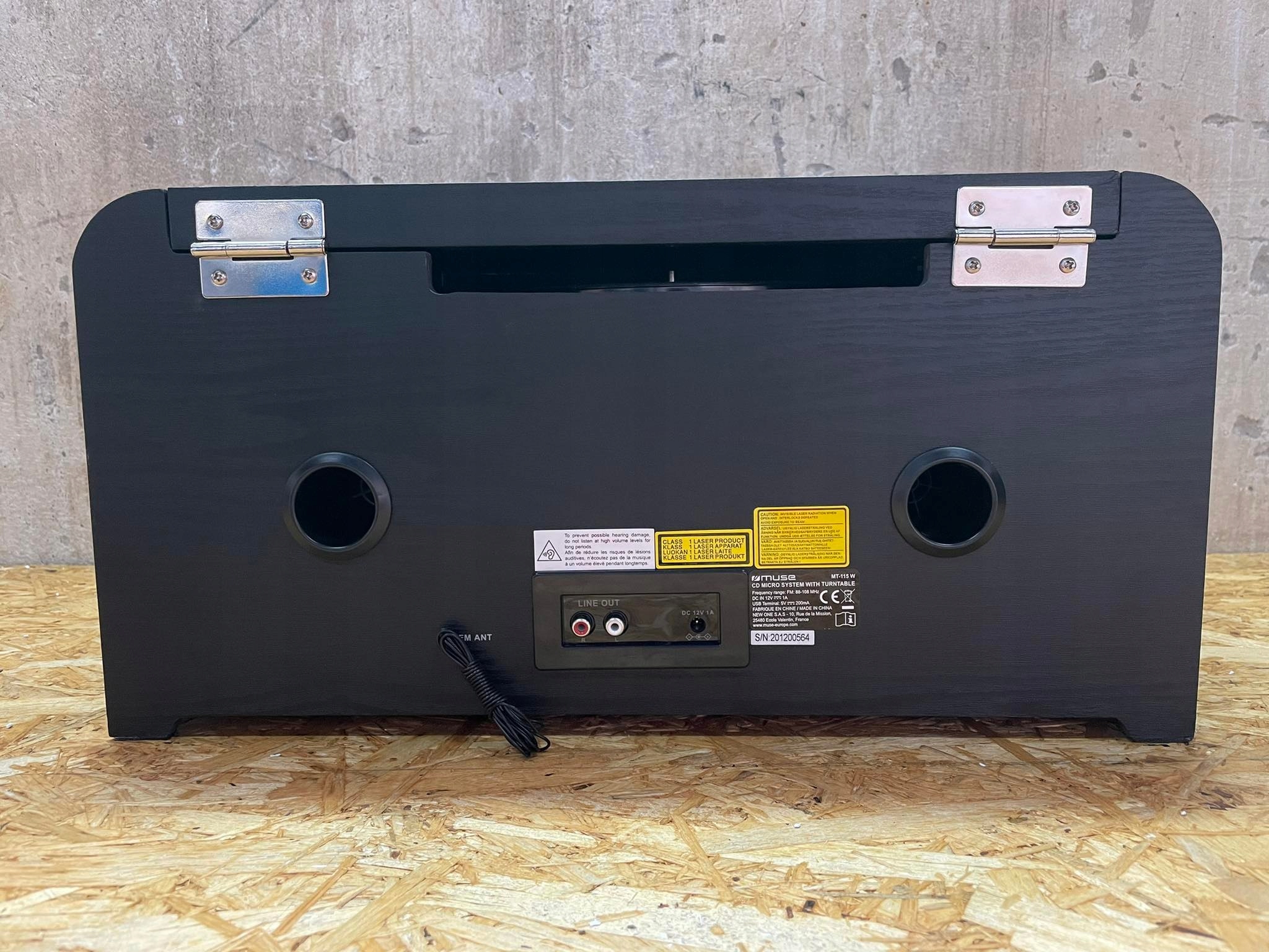 Gramofon Muse 28704 brązowy Napęd paskowy