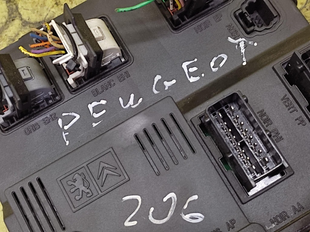 PEUGEOT 206 modul kasten BSI 9645747480