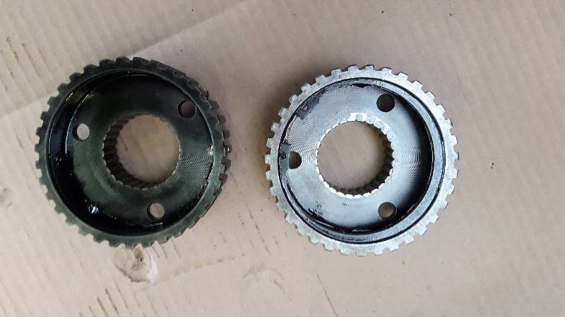 4472373191zp WAŁEK ZEBATKA POSREDNIA MOSTU Marka maszyny Inna