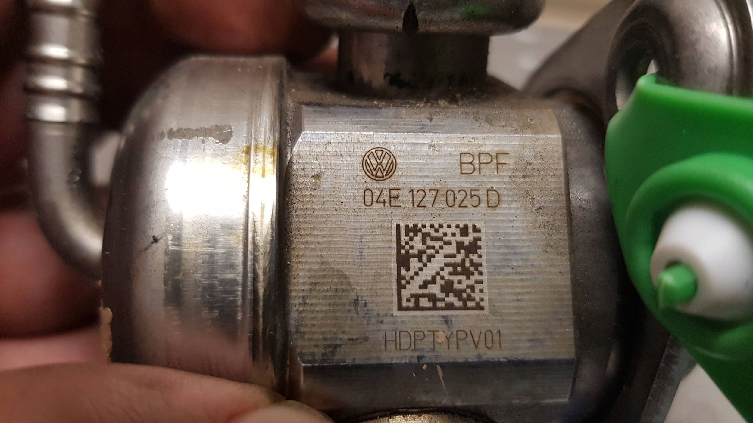 feed pump 04E127025D VW GOLF VII OCTAVIA III LEON III A4 B9 1.4 TSI CZD
