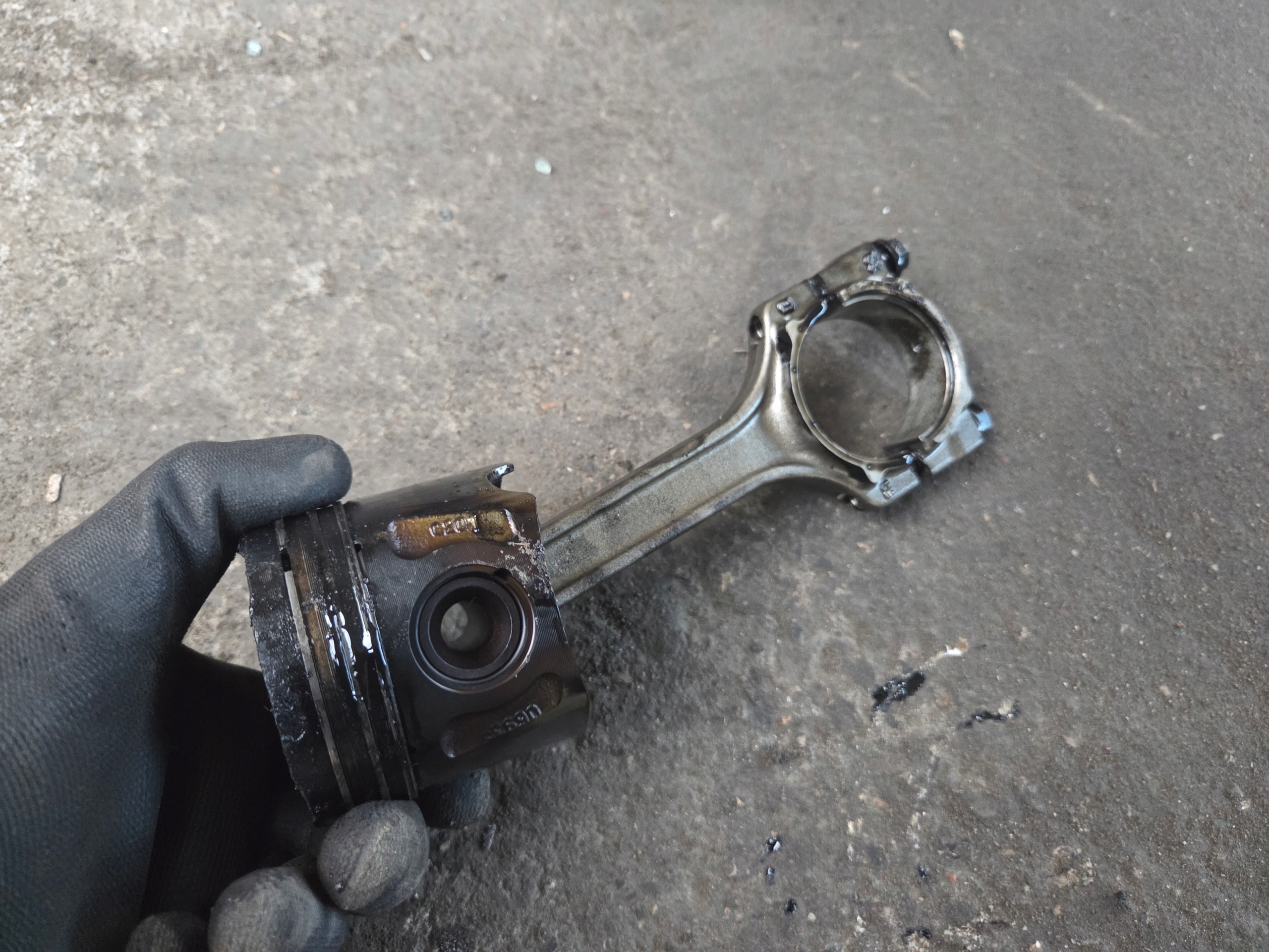 piston with connecting rod opel 1.3 C201