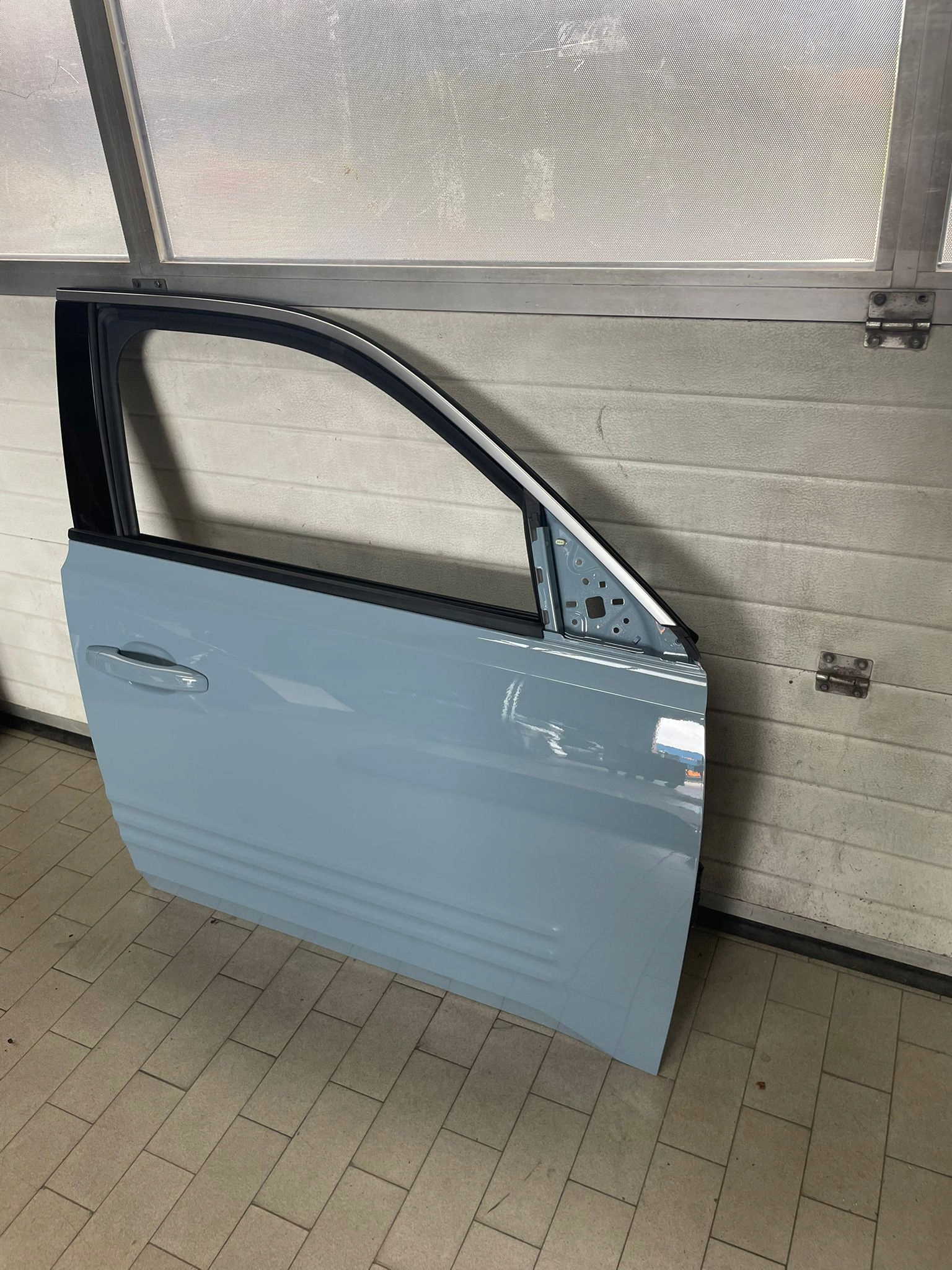 DZRWI elsö jobb RENAULT 4 E-TECH STAN JAK új BIYZE