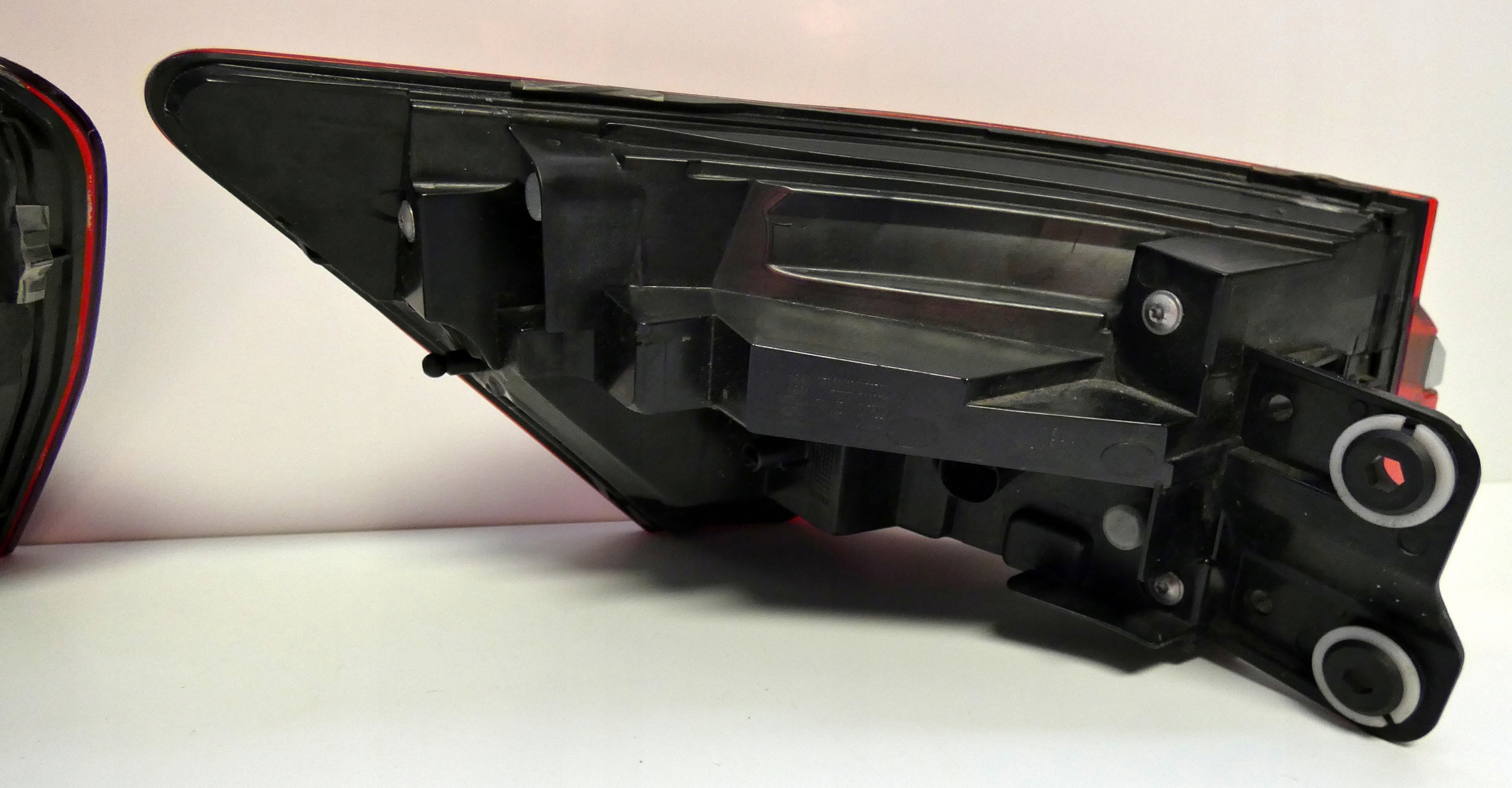 AUDI A6 C8 2018- 4K5945075 4K5945069 LED Leuchte heck hinten