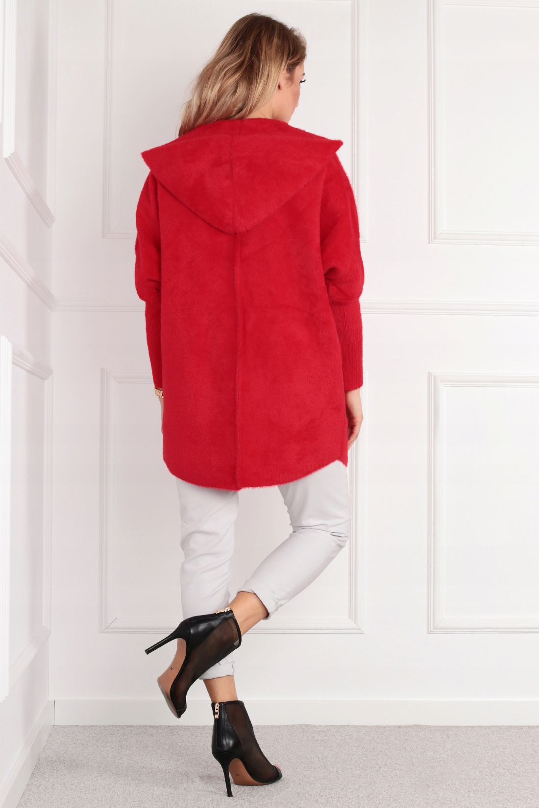 ALPAKA KRÓTKA KAPTUR CZERWONY 1946 Kolor czerwony