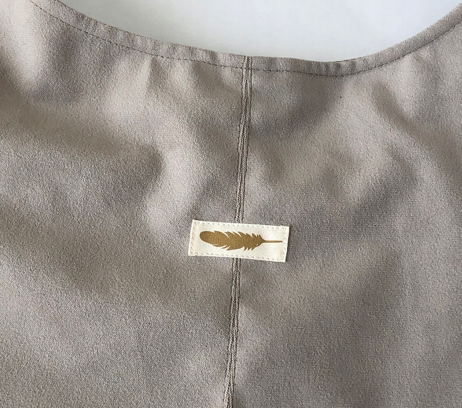 TOREBKA TORBA WOREK SZOPERKA OPONKA PIÓRKO BEŻOWA Kolor wielokolorowy