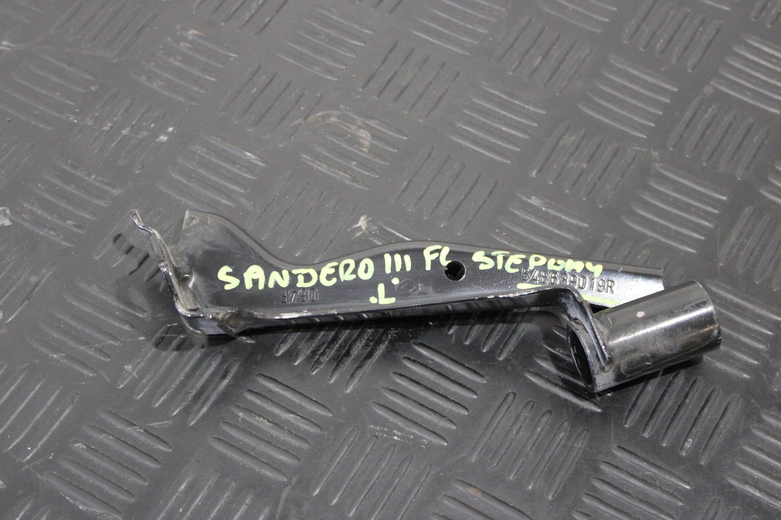 console springing left 548639019R DACIA SANDERO STEPWAY III 3 LIFT