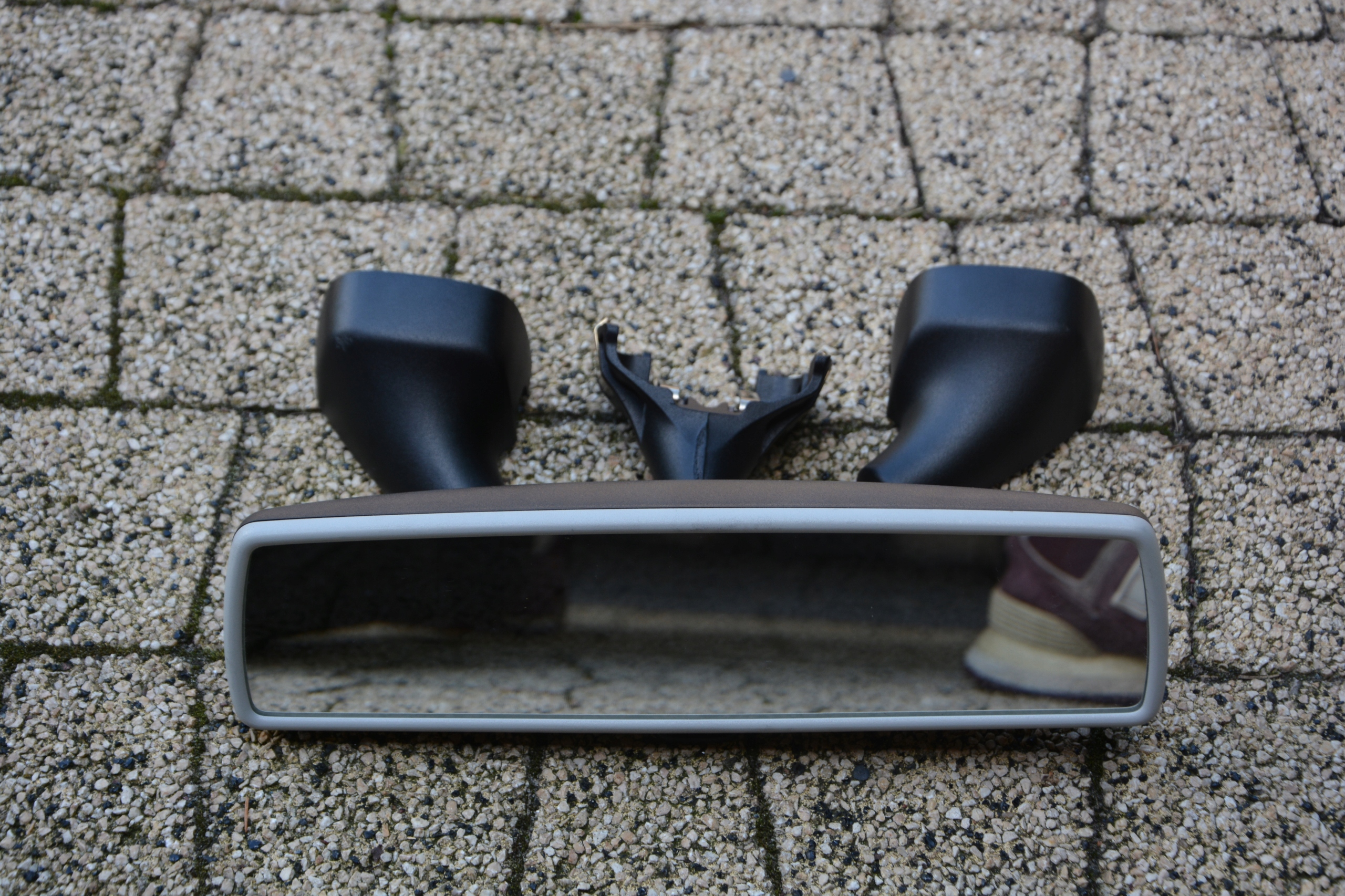 LUSTERKO WSTECZNE SKODA SUPERB 2