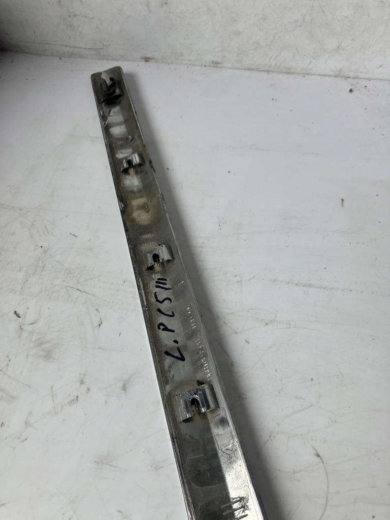moulding door CHROM left front C5 III X7