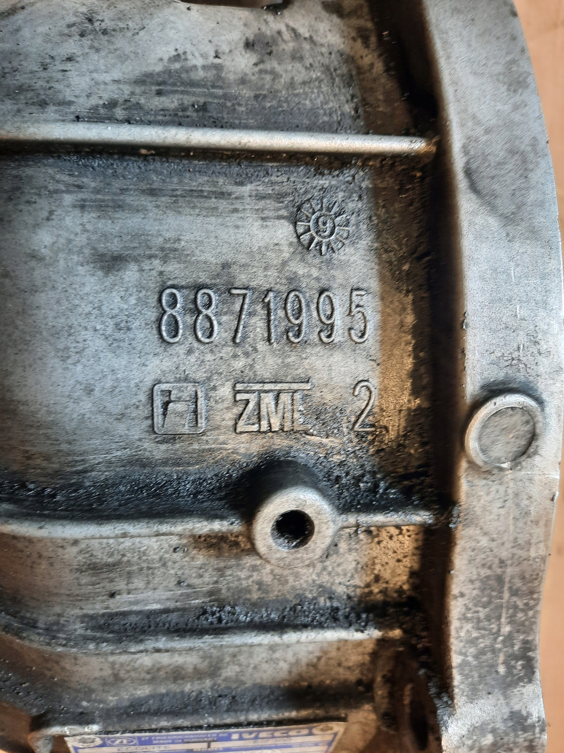 Getriebe BIEEGOW IVECO 2.8TD 92KW OE 1323050009