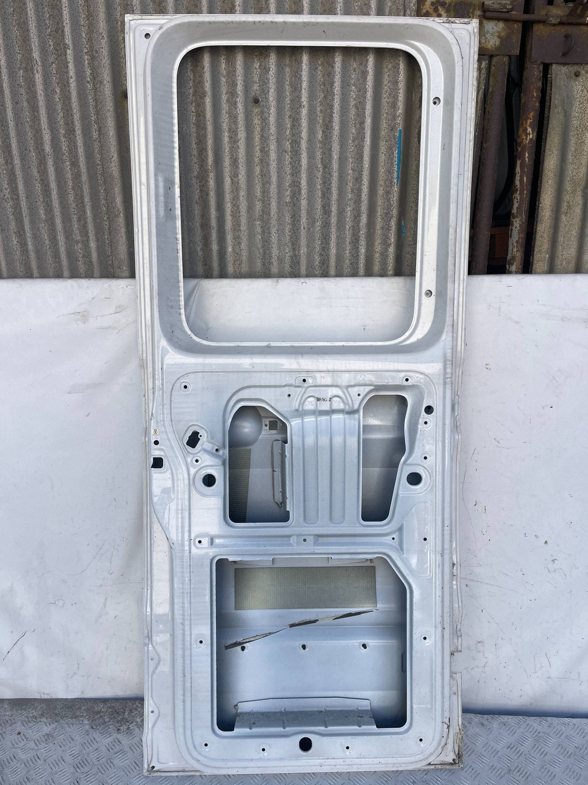 door rear part left left DOKA DUBEL VOLKSWAGEN CRAFTER 2 II 7C