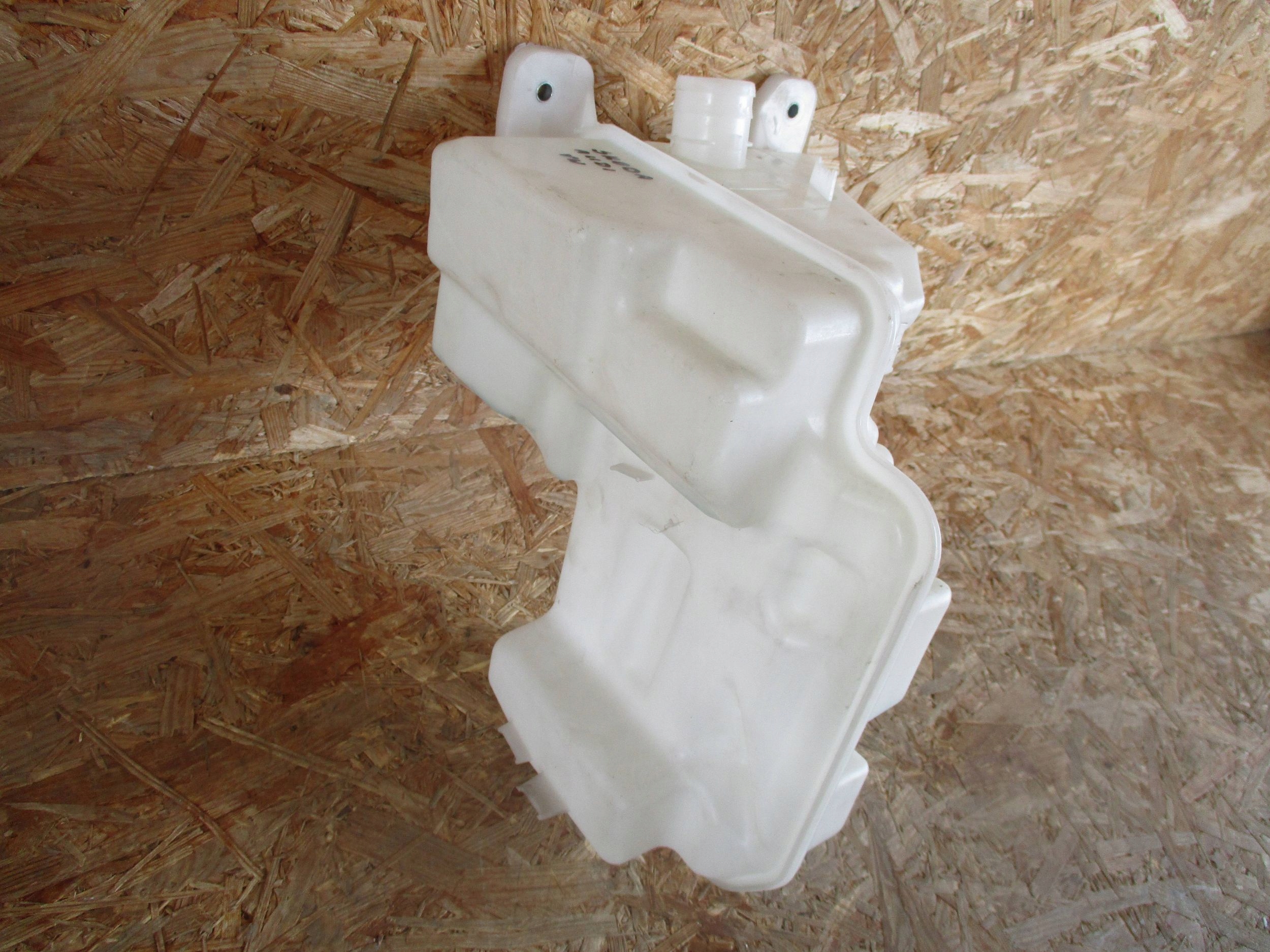 washer fluid tank VW SKODA SEAT AUDI