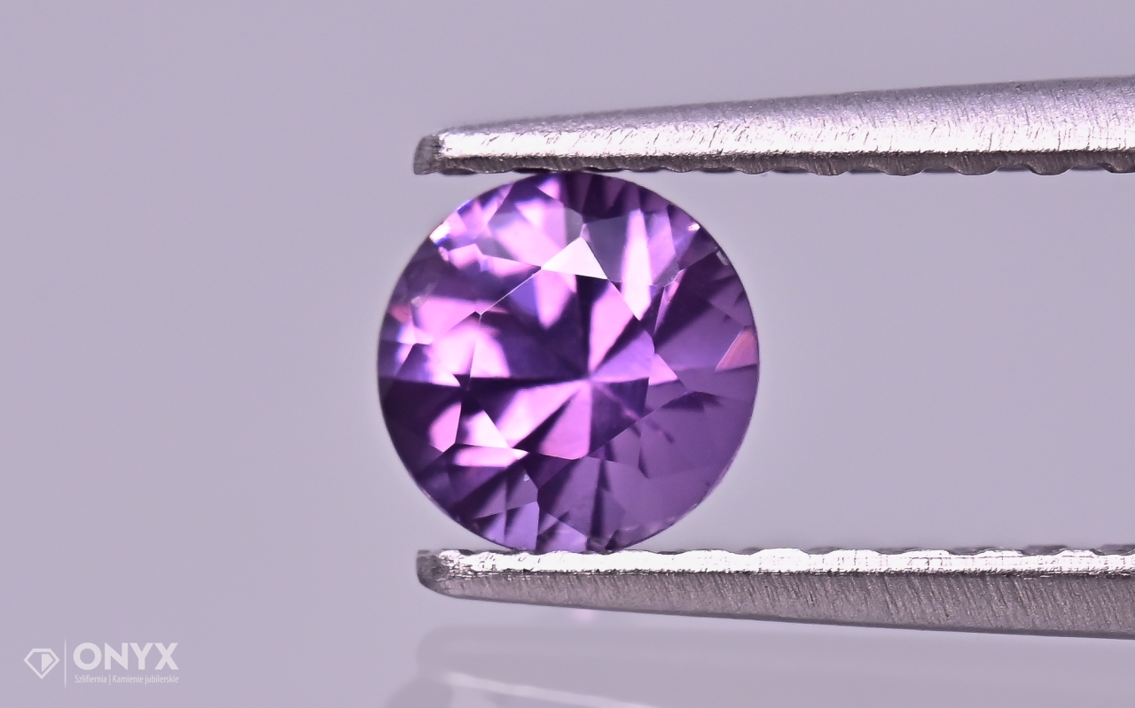 Spinel fazetovaný kulatý fi 4,5 mm