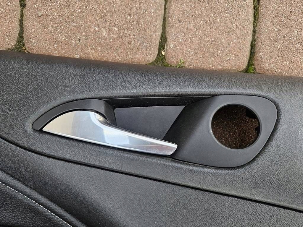 side front front left leather skorzany EUROPA Opel Adam 13390914