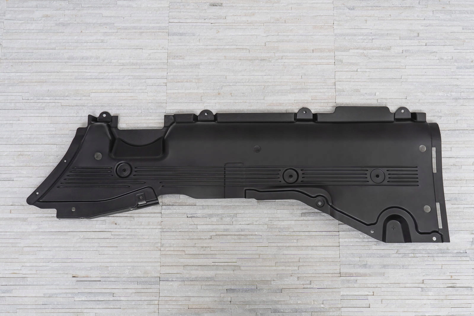 MERCEDES GLE W167 2019- OSŁONA PODWOZIA LEWY PRZÓD Producent części Inny