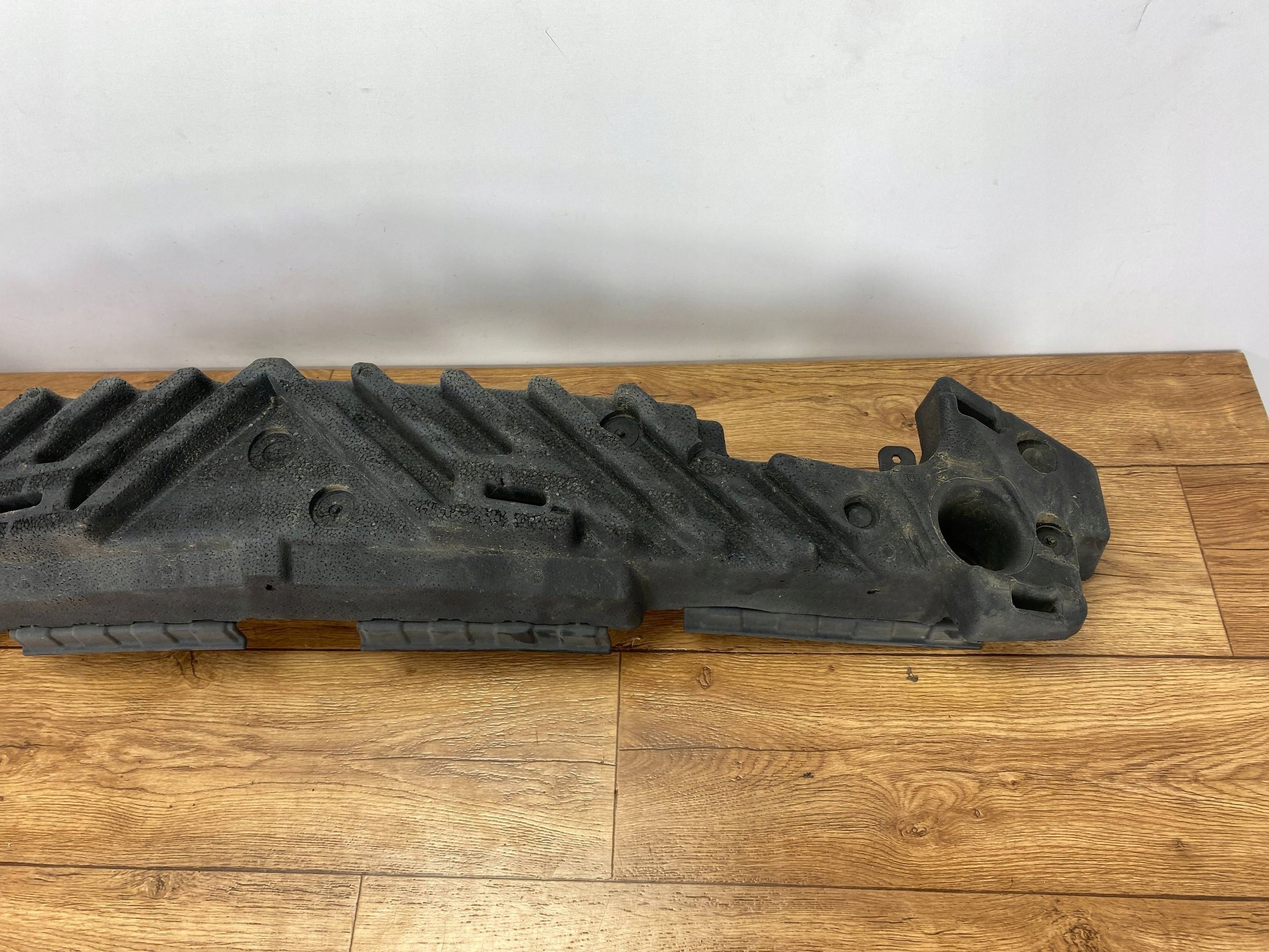 Absorber nárazníku předního Cadillac CTS 2016