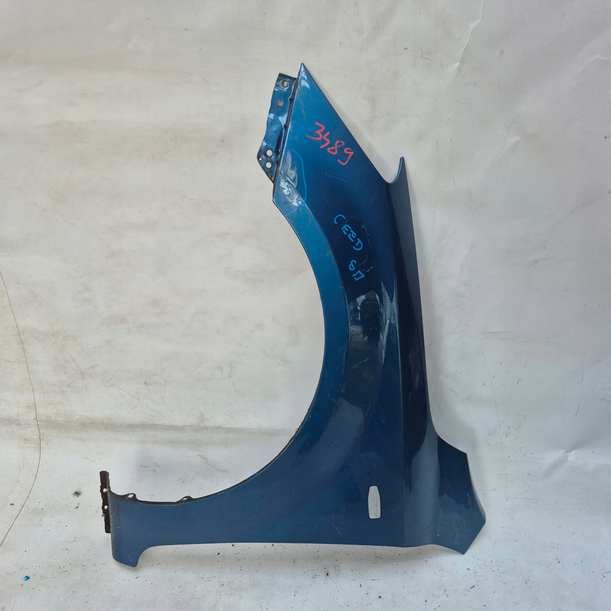 KIA CEED and 06-12r. -> fender left front front