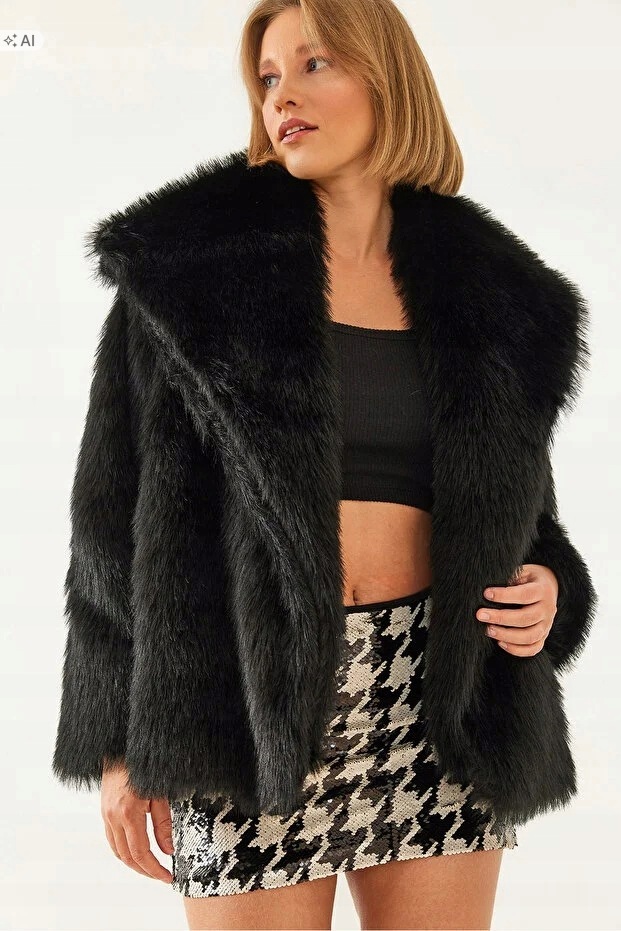 Černá Kožešinová Bunda S Měkkou Kapucí, Elegantní, Velikost 5IA