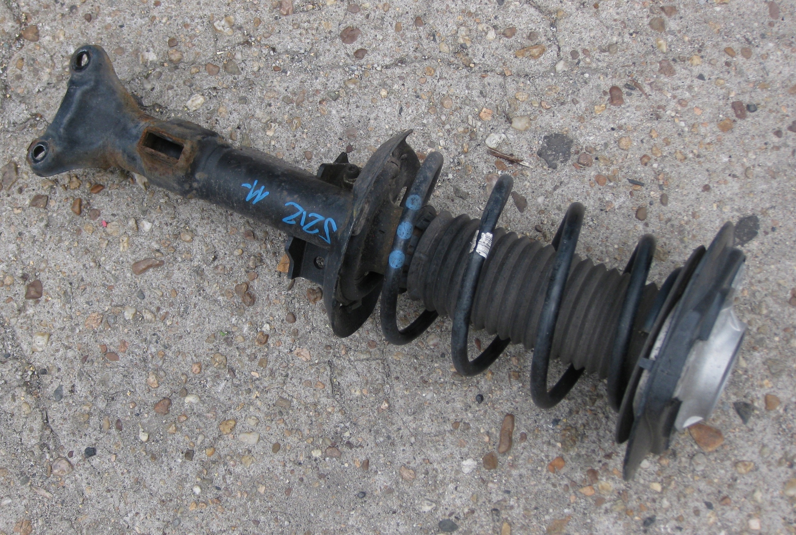 MERCEDES W212 LIFT E KLASA 11R shock absorber spring front A2123200338