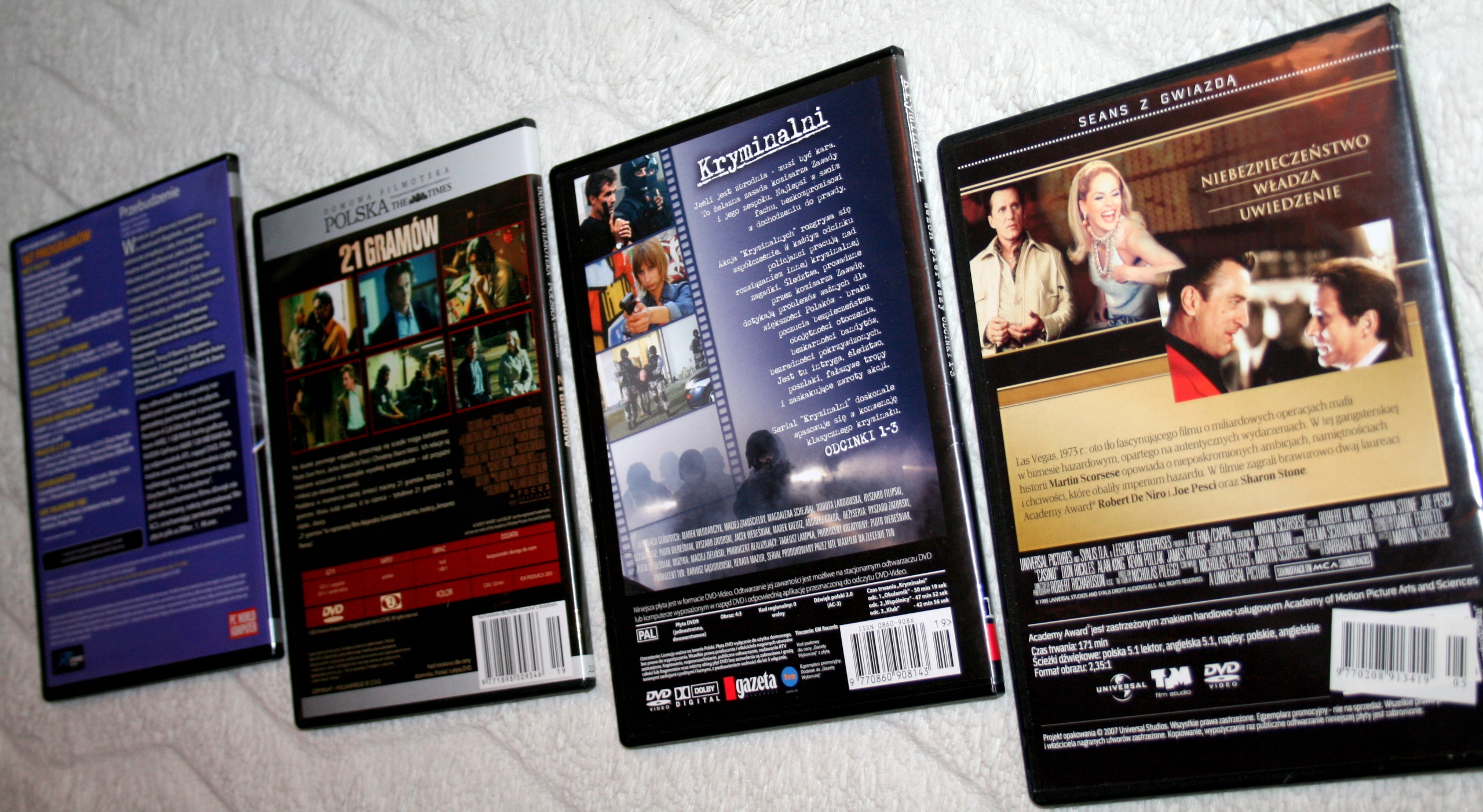 HIT ZESTAW KRYMINAŁ SCIENCE FICTION 4 PŁYTY DVD Region producenta filmu Produkcja mieszana