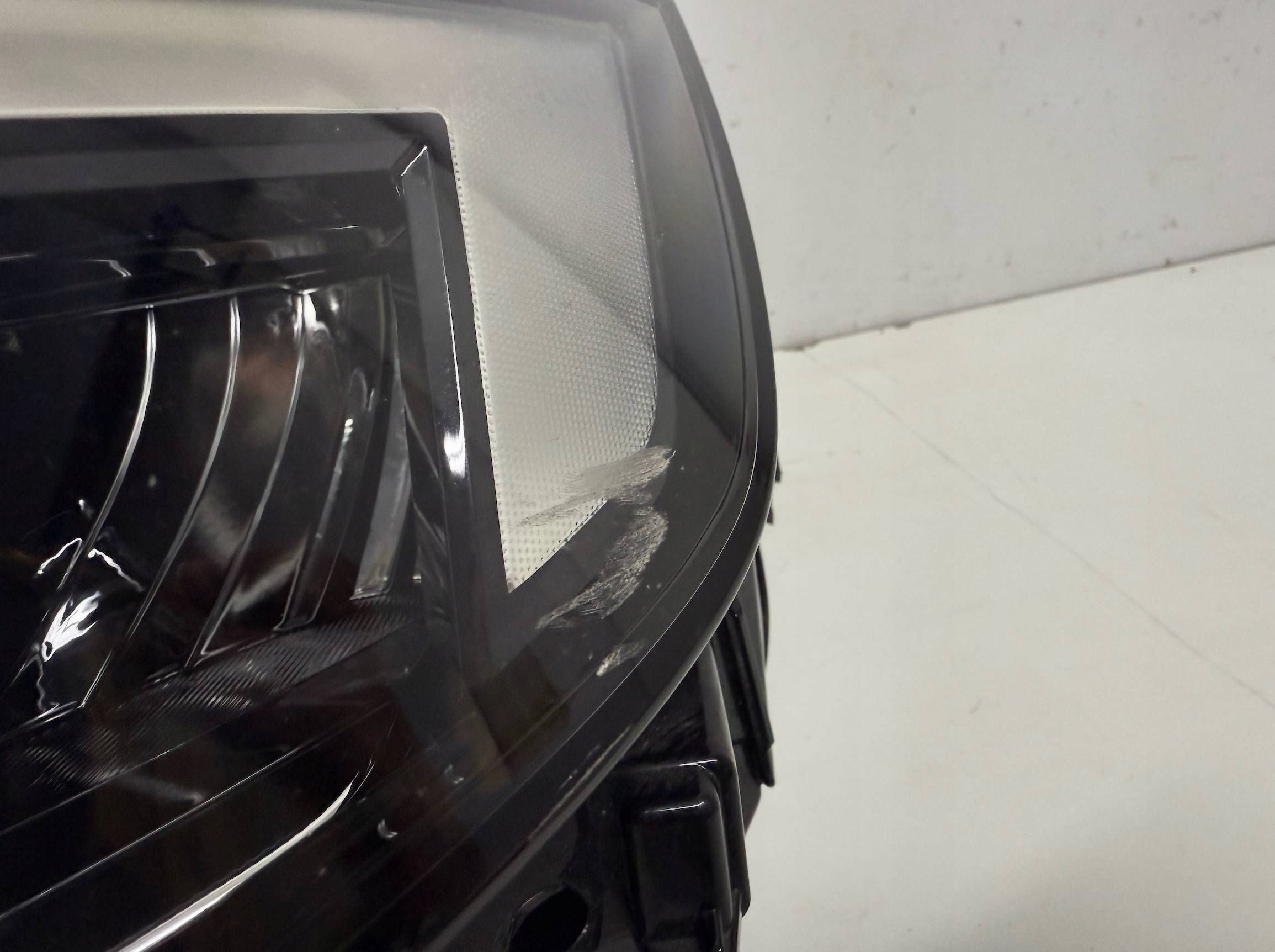 OPEL MOKKA II 2 MOKA light left front 9834008280