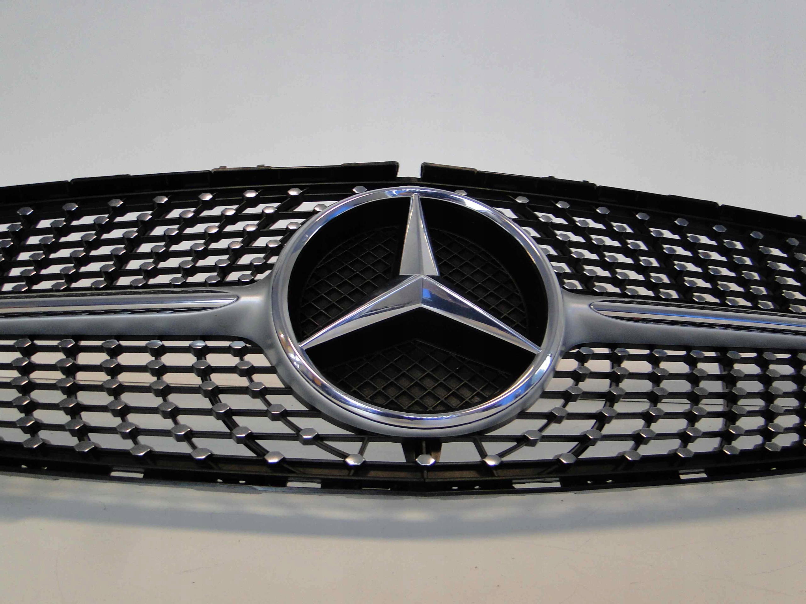 MERCEDES A KLASA W176 176 GRILL ATRAPA DIAMENT AMG Typ samochodu Samochody osobowe