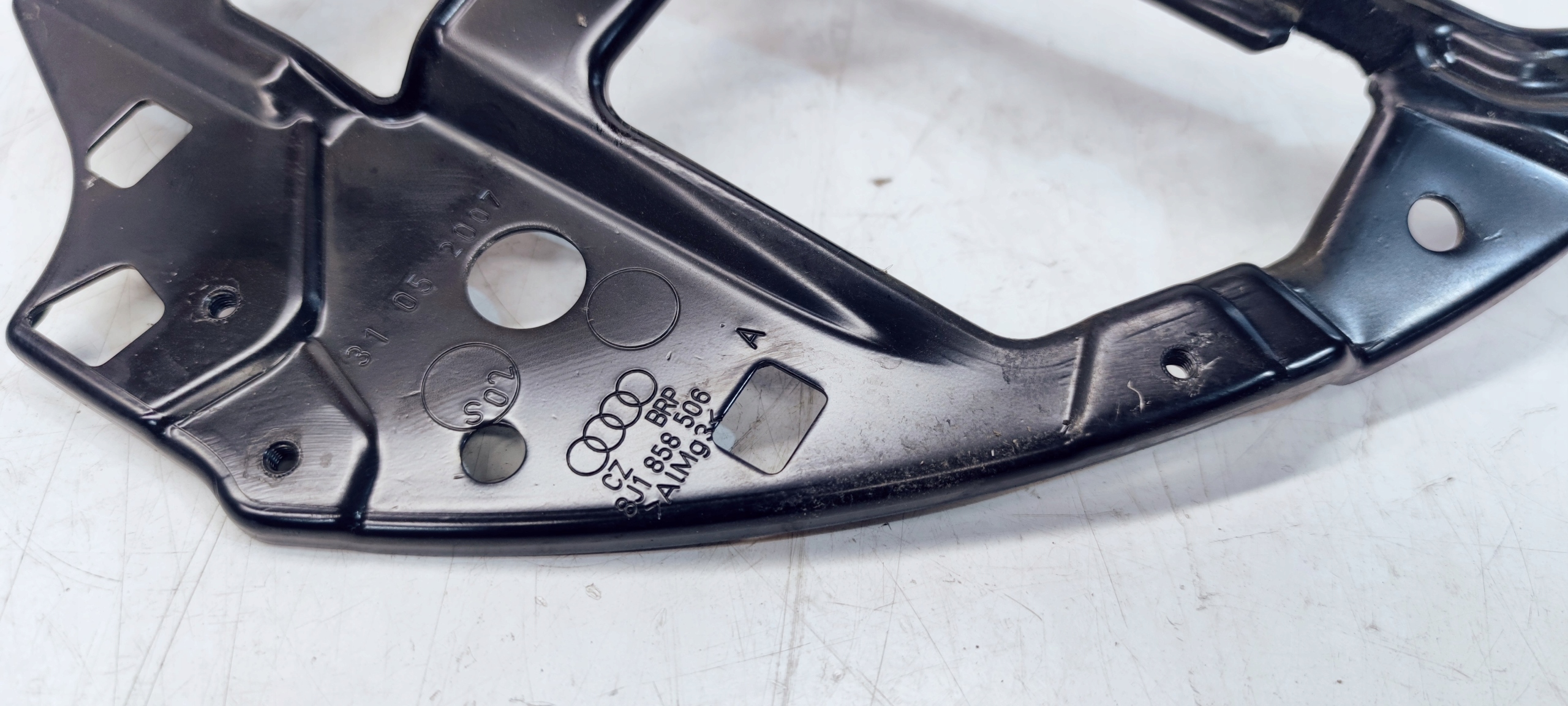 bracket PRZYRZADOW STEROWNIKOW AUDI TT 8J1858506A