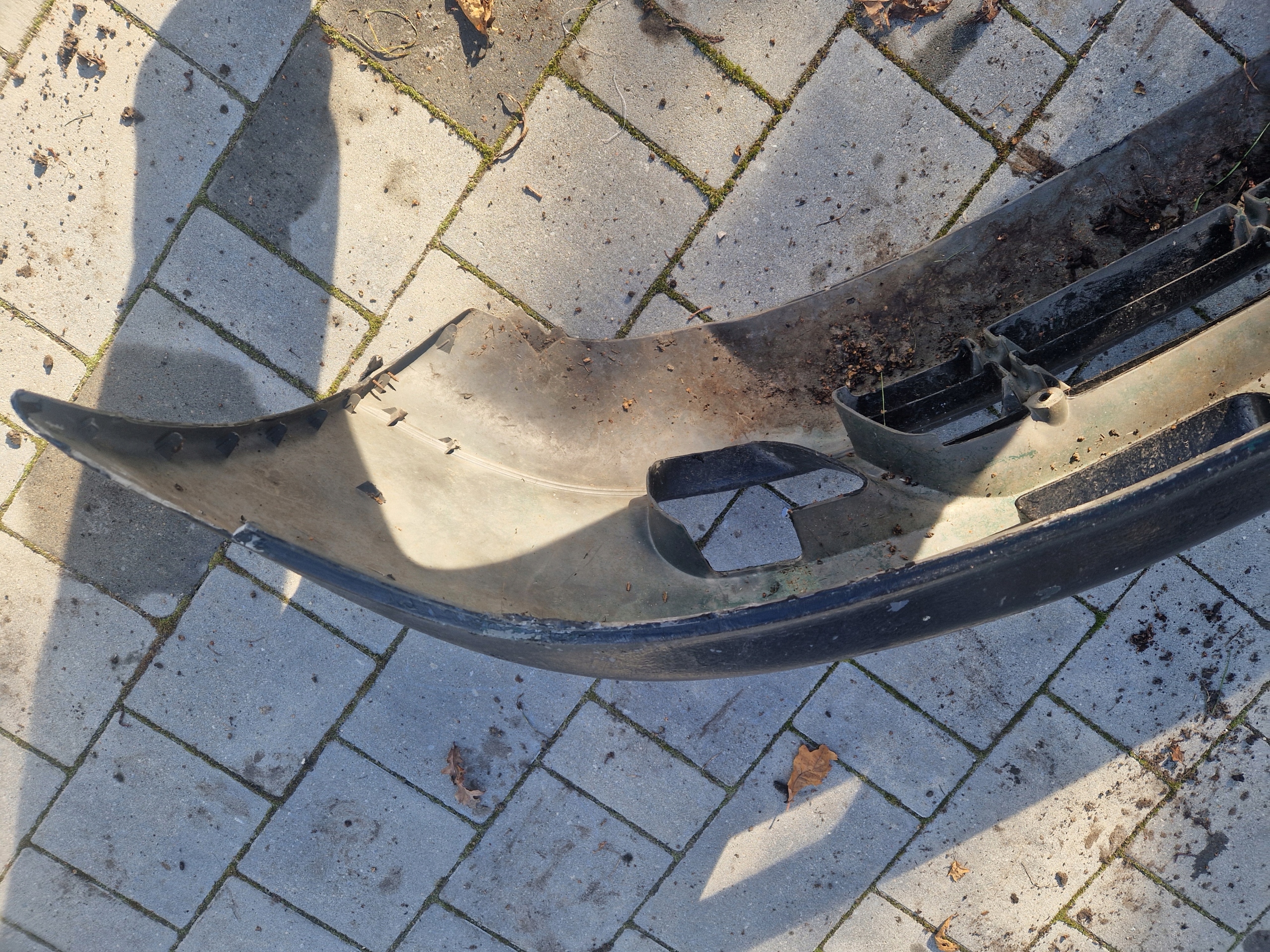 bumper front front MERCEDES W638 VITO A638880XX70