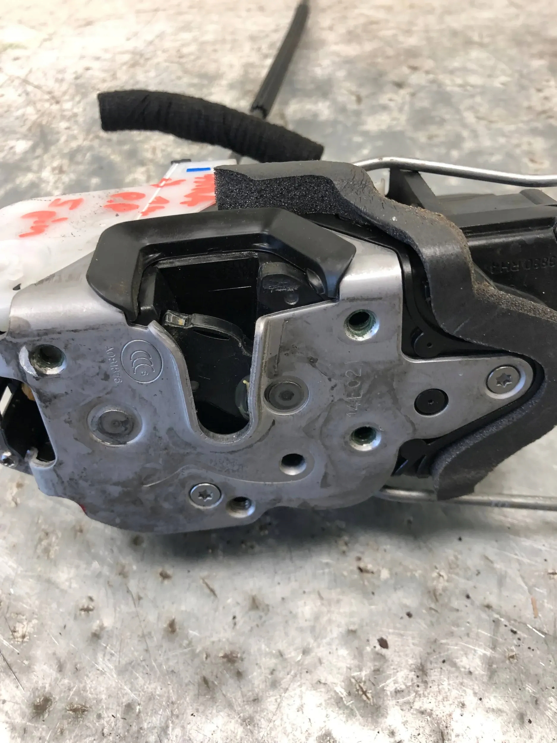 lock door right front 5 PIN OPEL ASTRA J 13579523