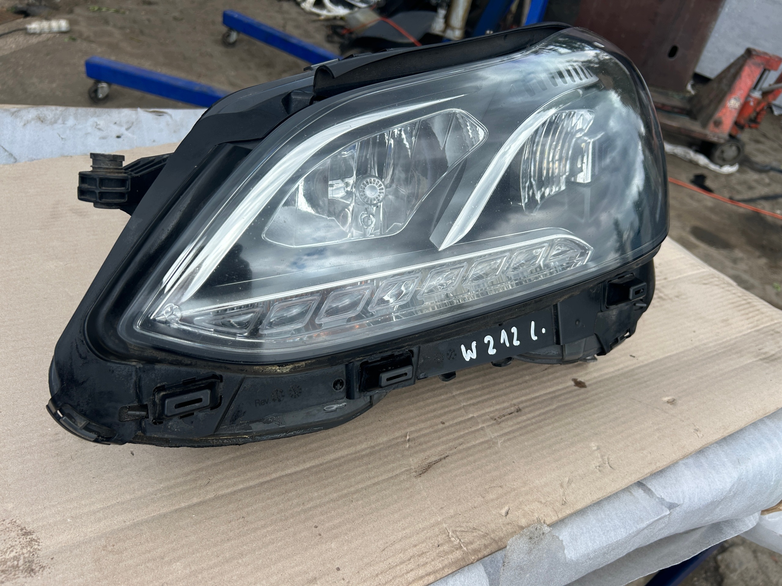 MERCEDES W212 LIFT light left front LED EUROPA A2128204939KZ complete