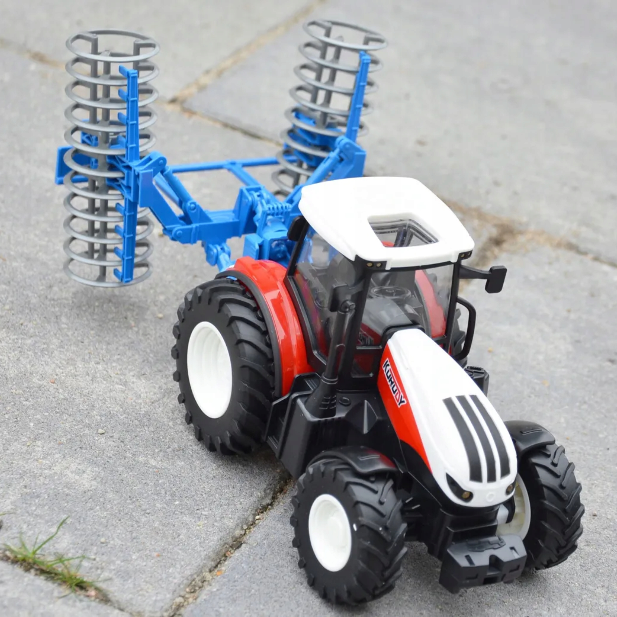 Traktor ciągnik zdalnie sterowany z wałem maszyna rolnicza dla dzieci RC Model Ciągnik