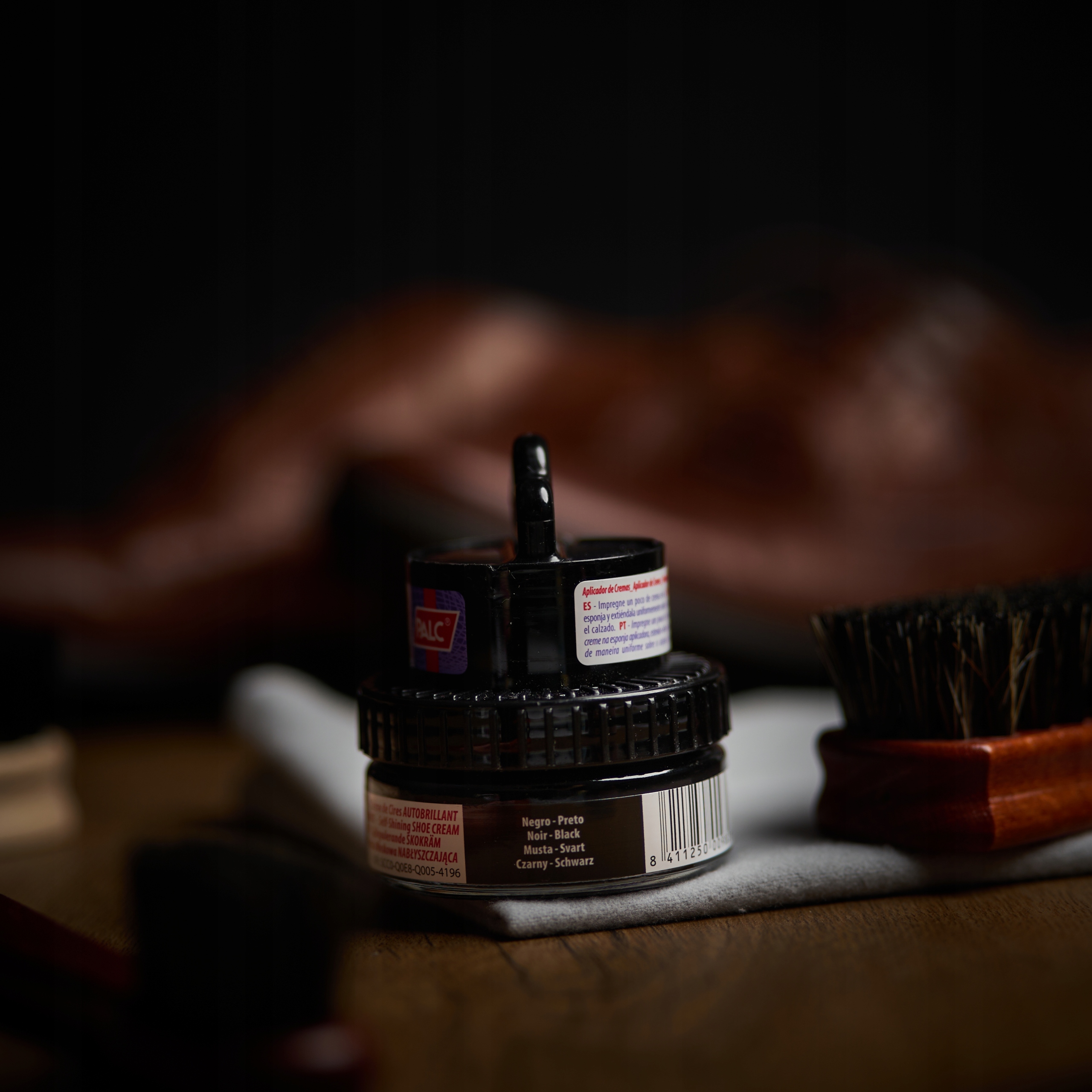 CZARNY KREM DO SKÓRY PASTA DO BUTÓW WOSK 50 ml Marka inna