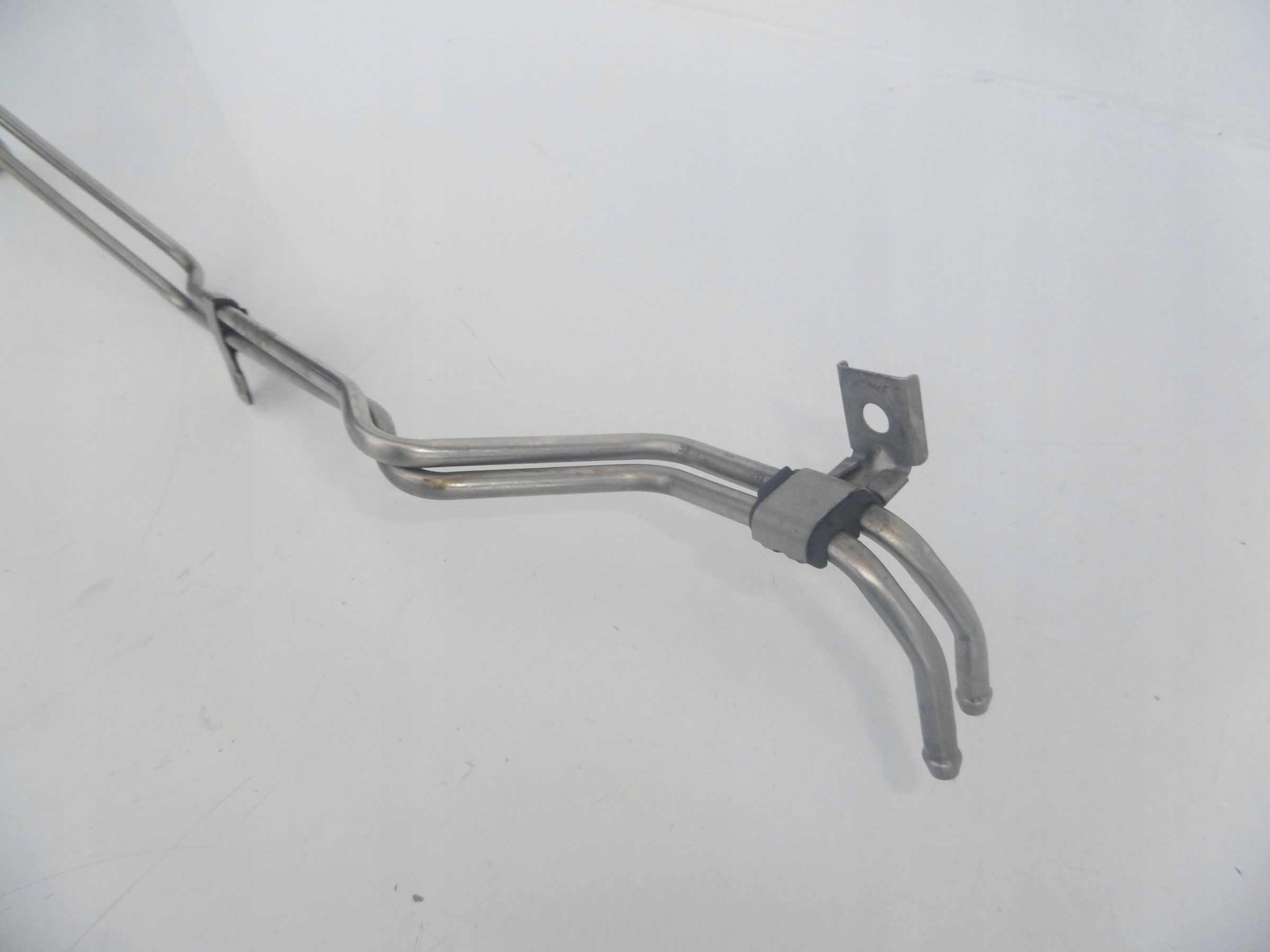 PRZEWODY RURKI PALIWA VOLVO V70 V60 S60 S80 2 0 D3 Engine Type Diesel