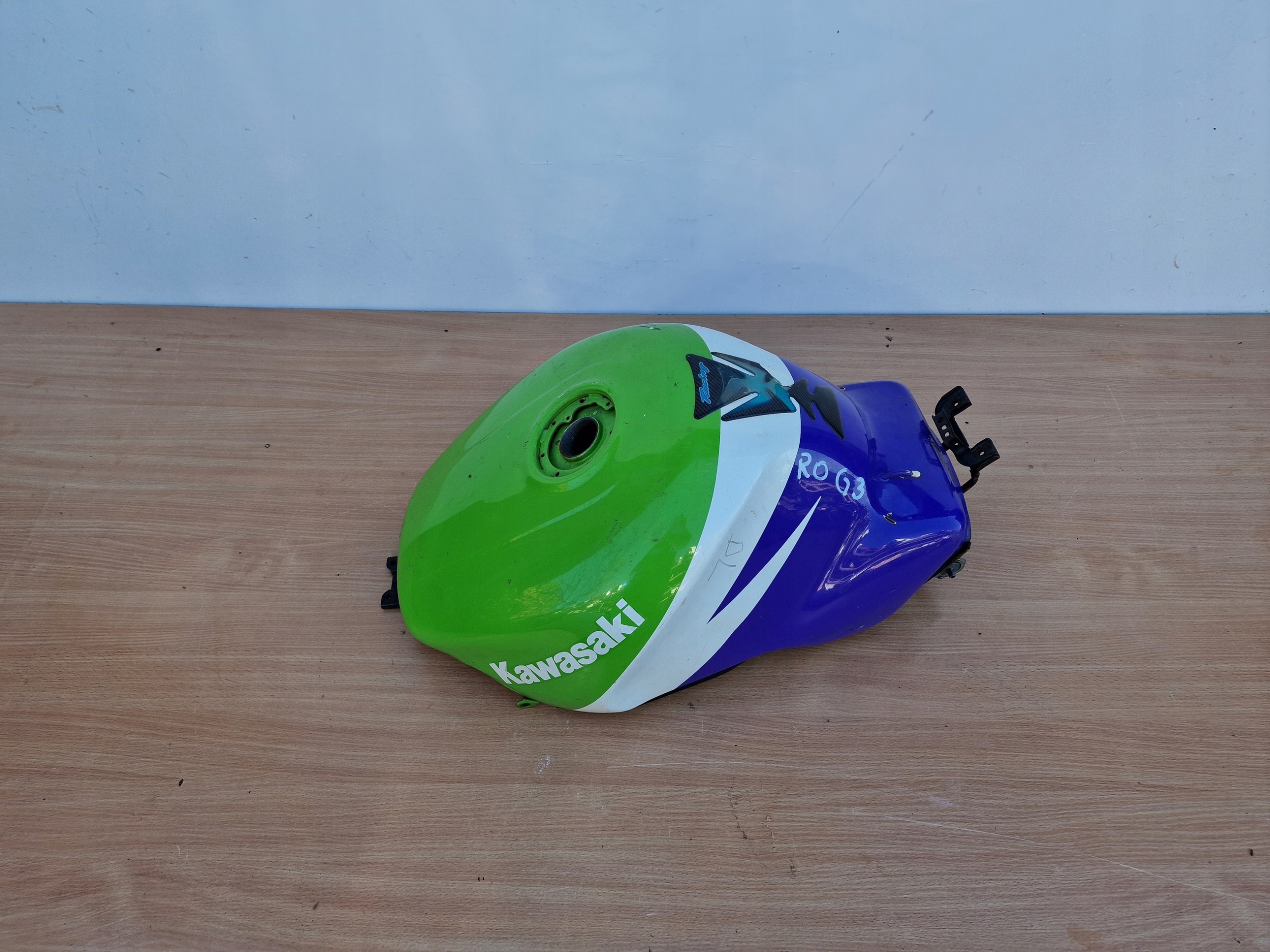 94/97 - KAWASAKI ZX9R ZX9 ZX-9R 94-97R БАК ПАЛИВНИЙ БАК