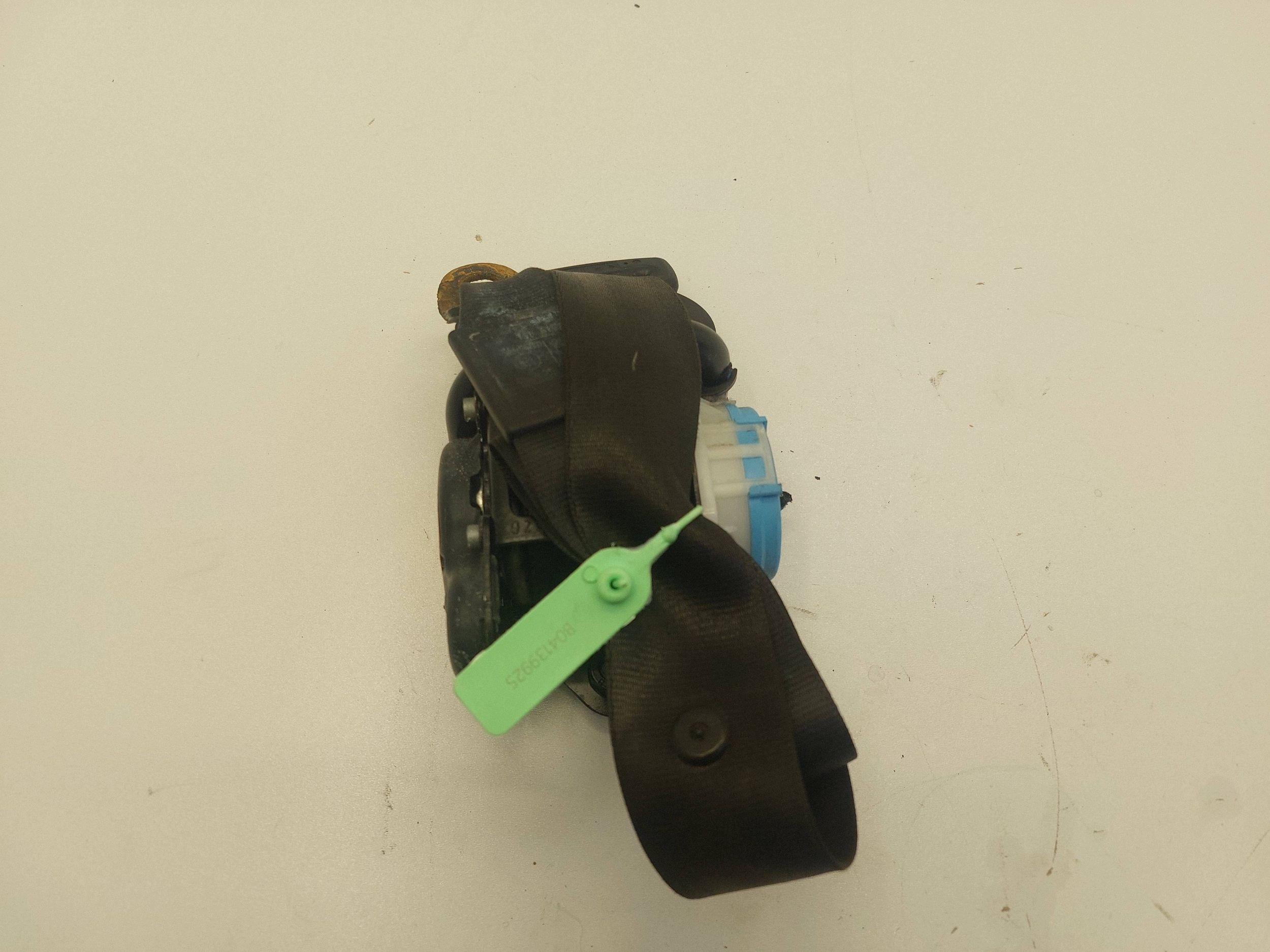AUDI Q3 and 8U 11-14r seat belt left front 8U0857705A