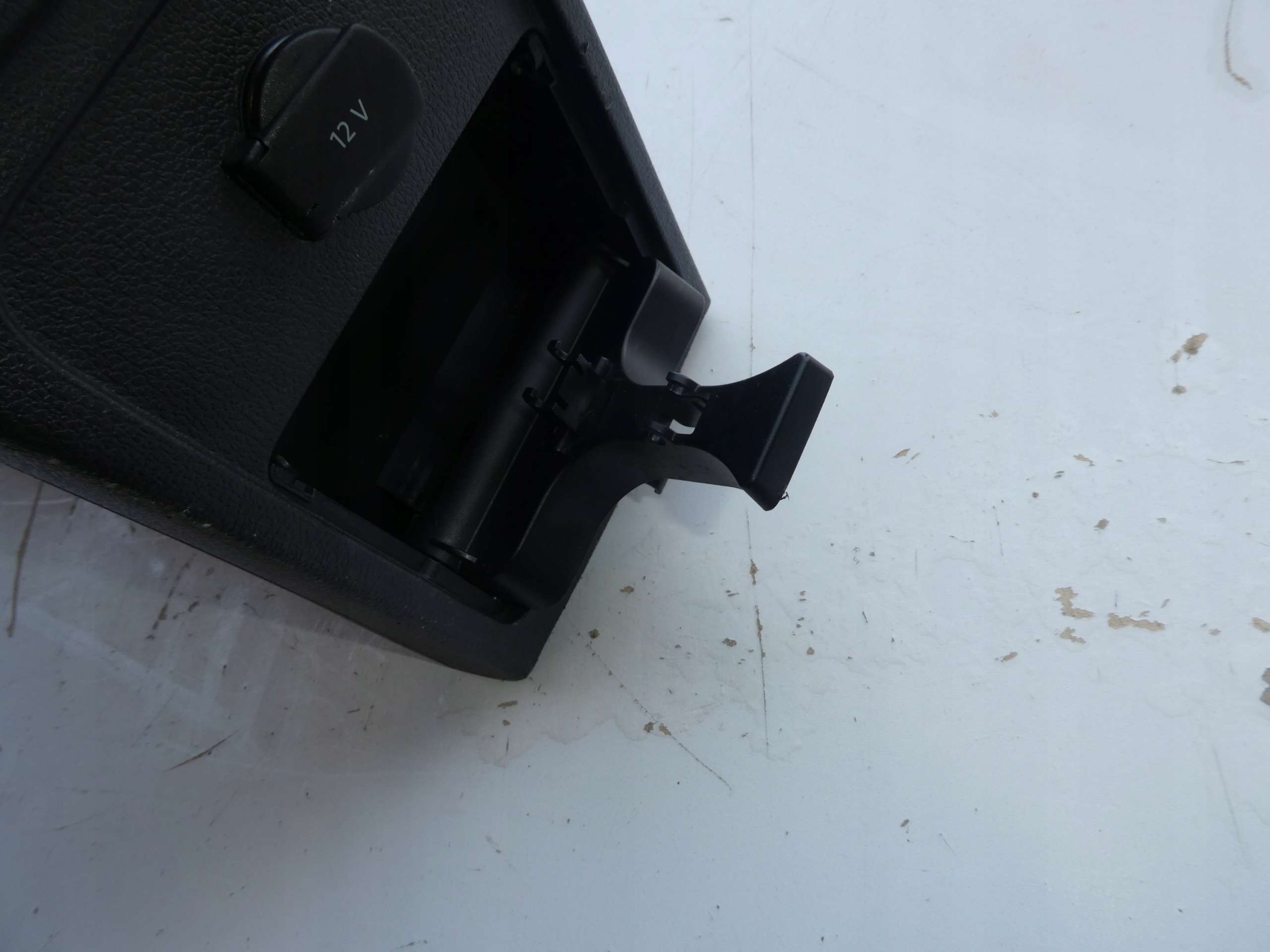 TUNEL central armrest VW TIGUAN 5N0862535