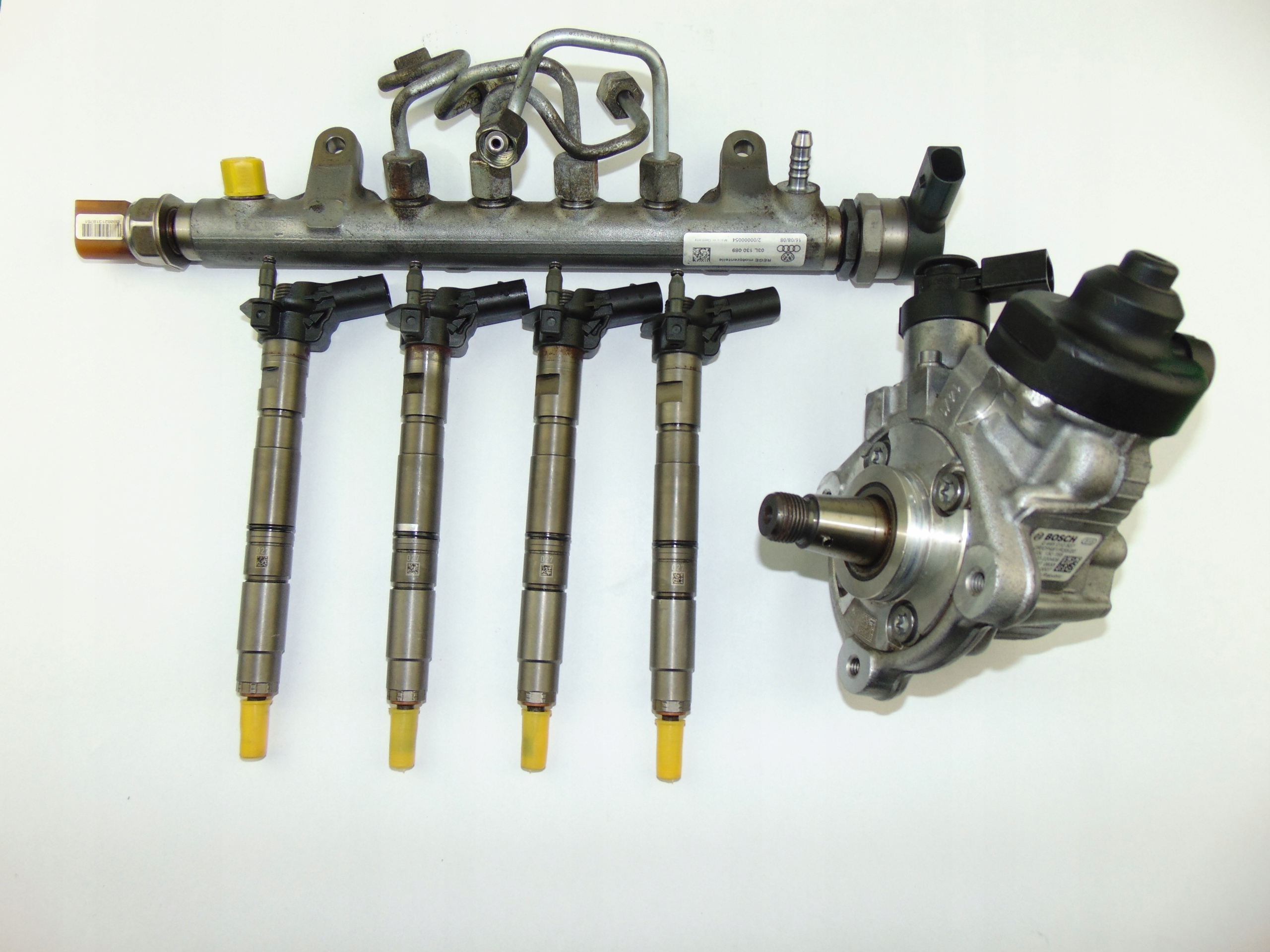 nozzles injection pump moulding 2,0TDI 03L130277 03L130755 without opilkow!!!
