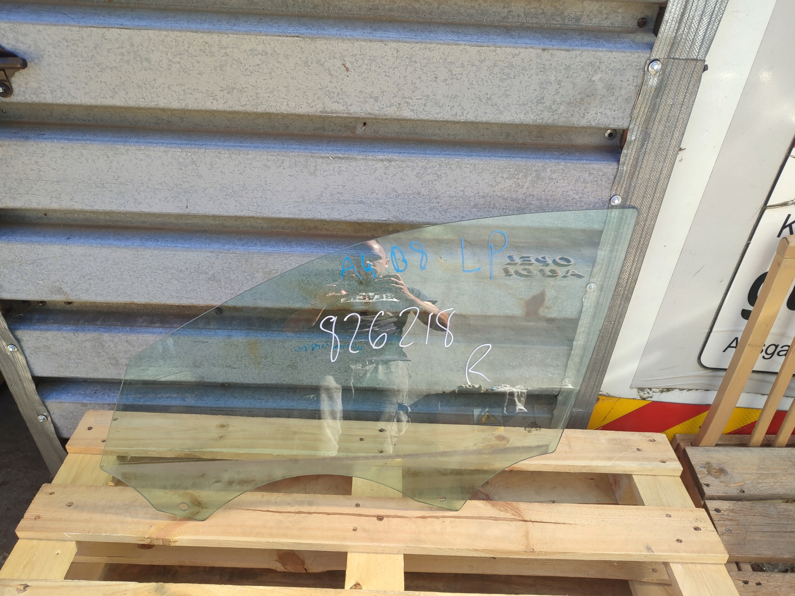 Vitre Portière Gauche Avant Gauche Avant AUDI A4 B8 2011