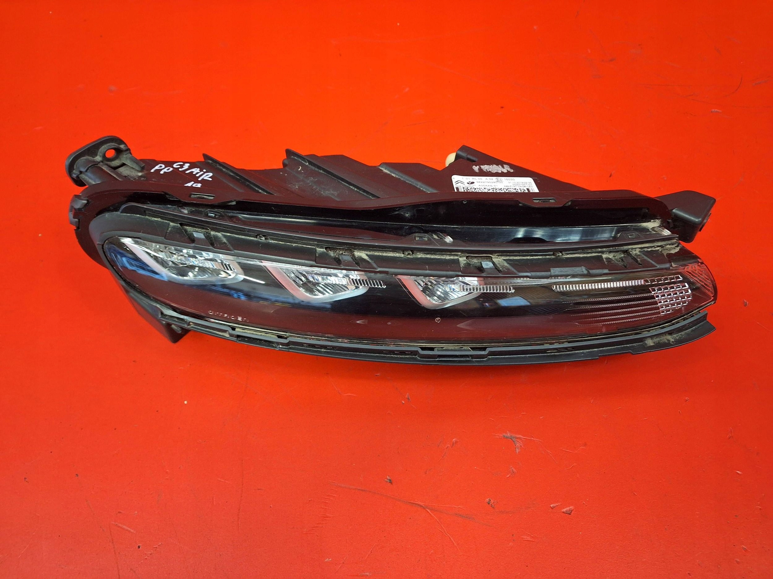 Citroen C3 Aircross 10.17-08.21 DO running daytime right light LED DRL