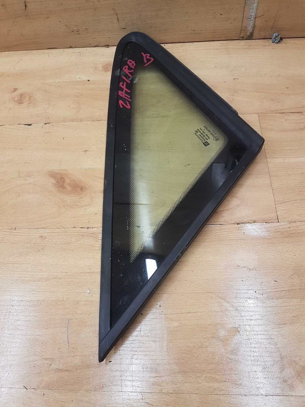 SZYBA KAROSERYJNA PRZÓD LEWA OPEL ZAFIRA A LIFT