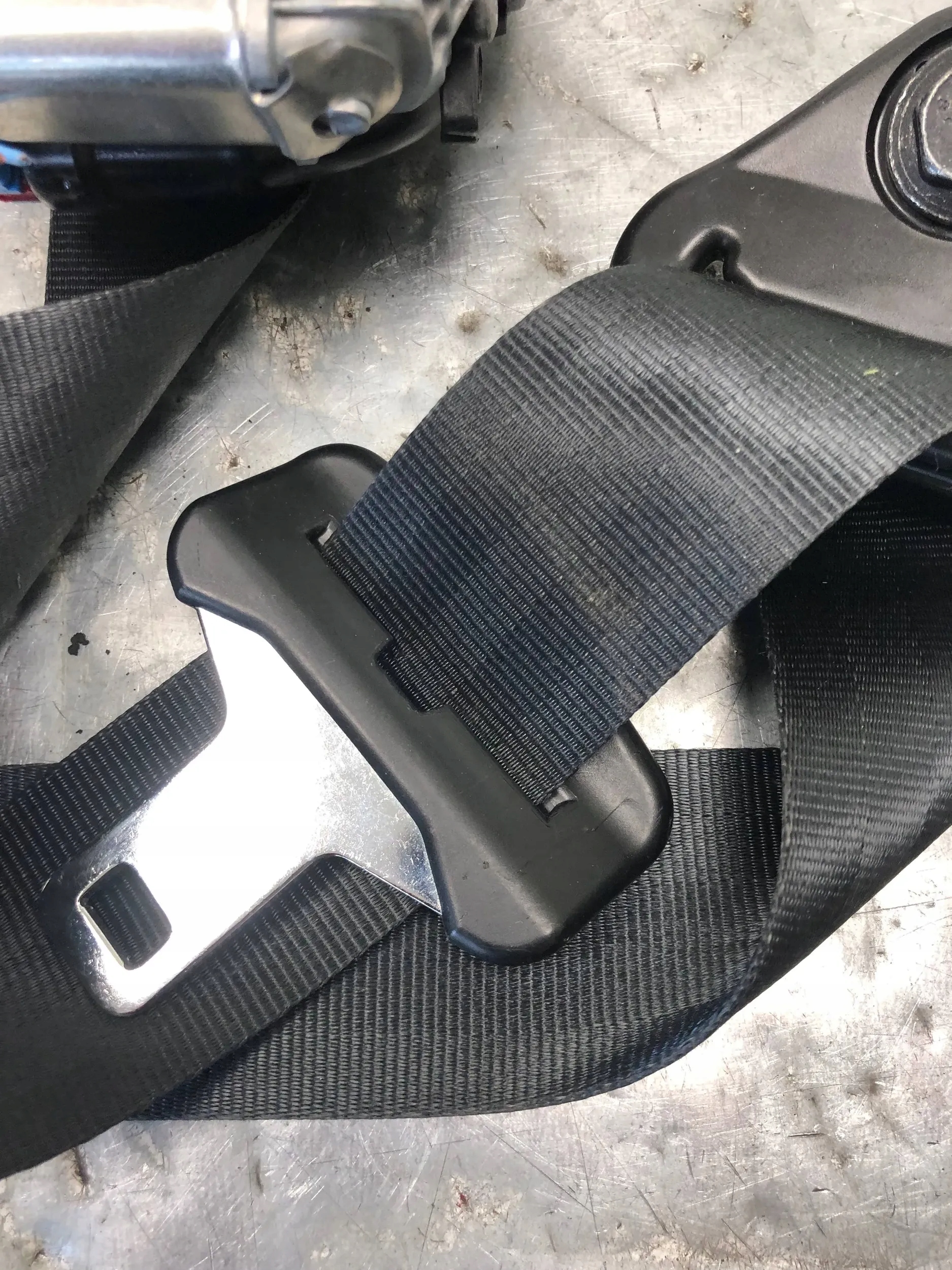 tension belt safety left front RENAULT SCENIC III 868850012R