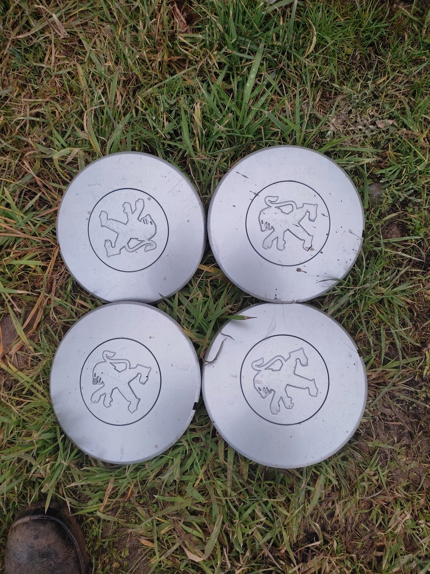 Dekle Dekiel kpl Peugeot Expert Partner 16"