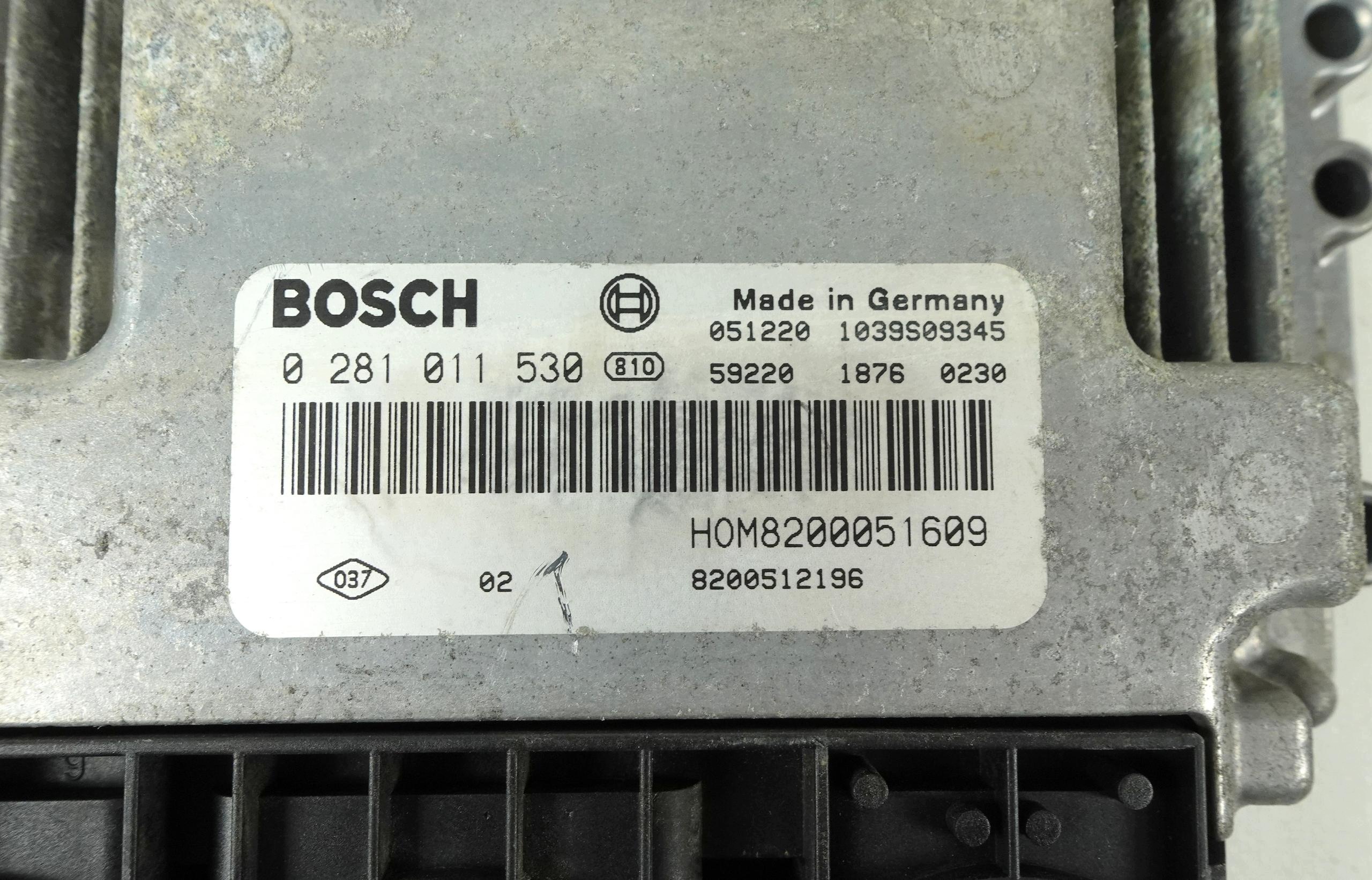 computer OPEL VIVARO CDTI RENAULT TRAFIC II 2 1.9 DCI 0281011530 8200051609