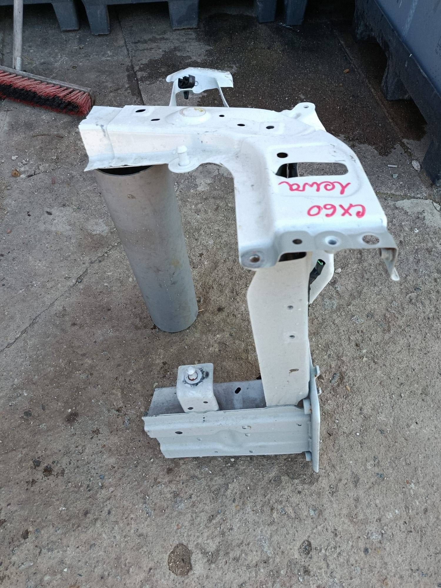 quarter front okular bodywork front side left Mazda CX-60 biala