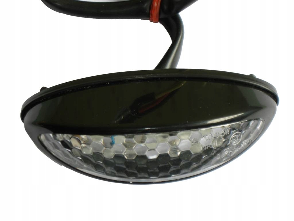 MOTTL-GJ-022-1 - ЗАДНИЙ ФОНАРЬ УНИВЕРСАЛЬНЫЙ-СКУТЕРЫ КВАДРОЦИКЛЫ МОТОЦИКЛЫ LED