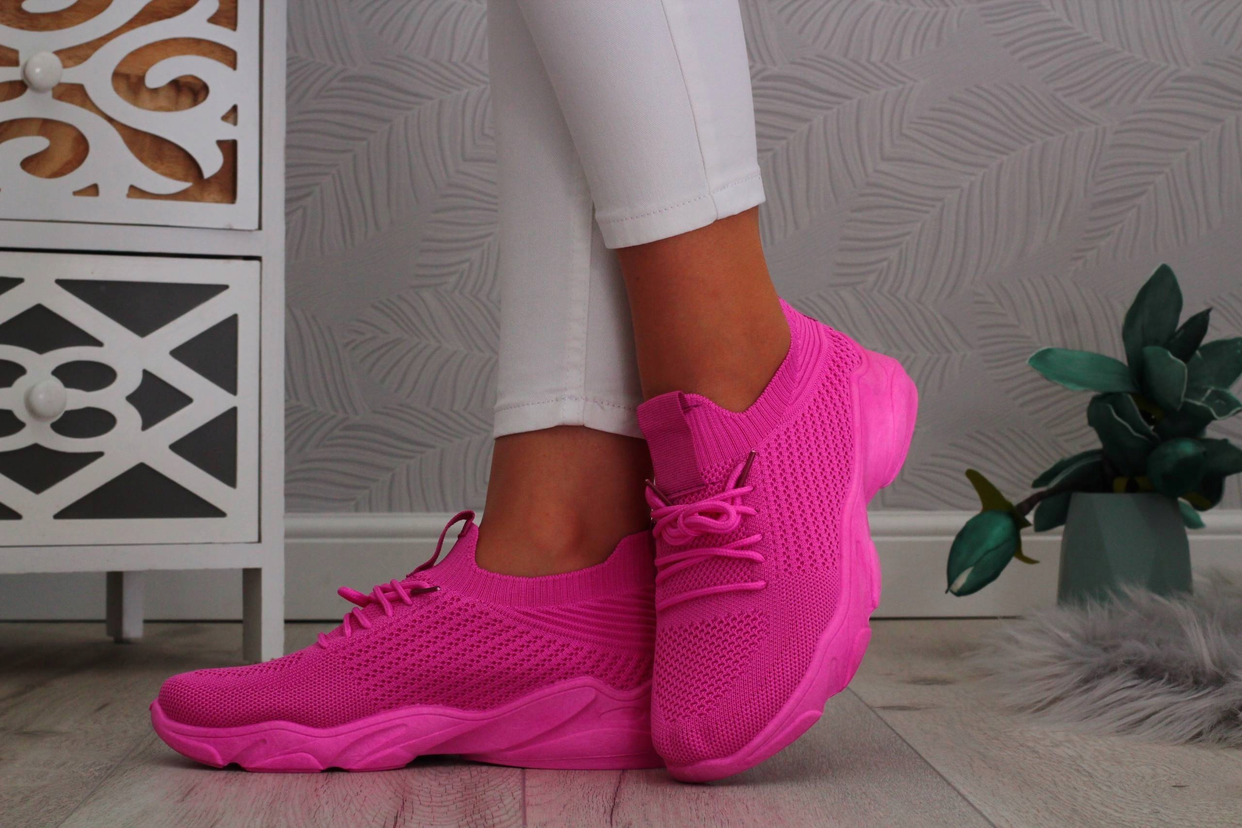 ADIDASY TRAMPKI BUTY DAMSKIE SPORTOWE LEKKIE Rozmiar 39