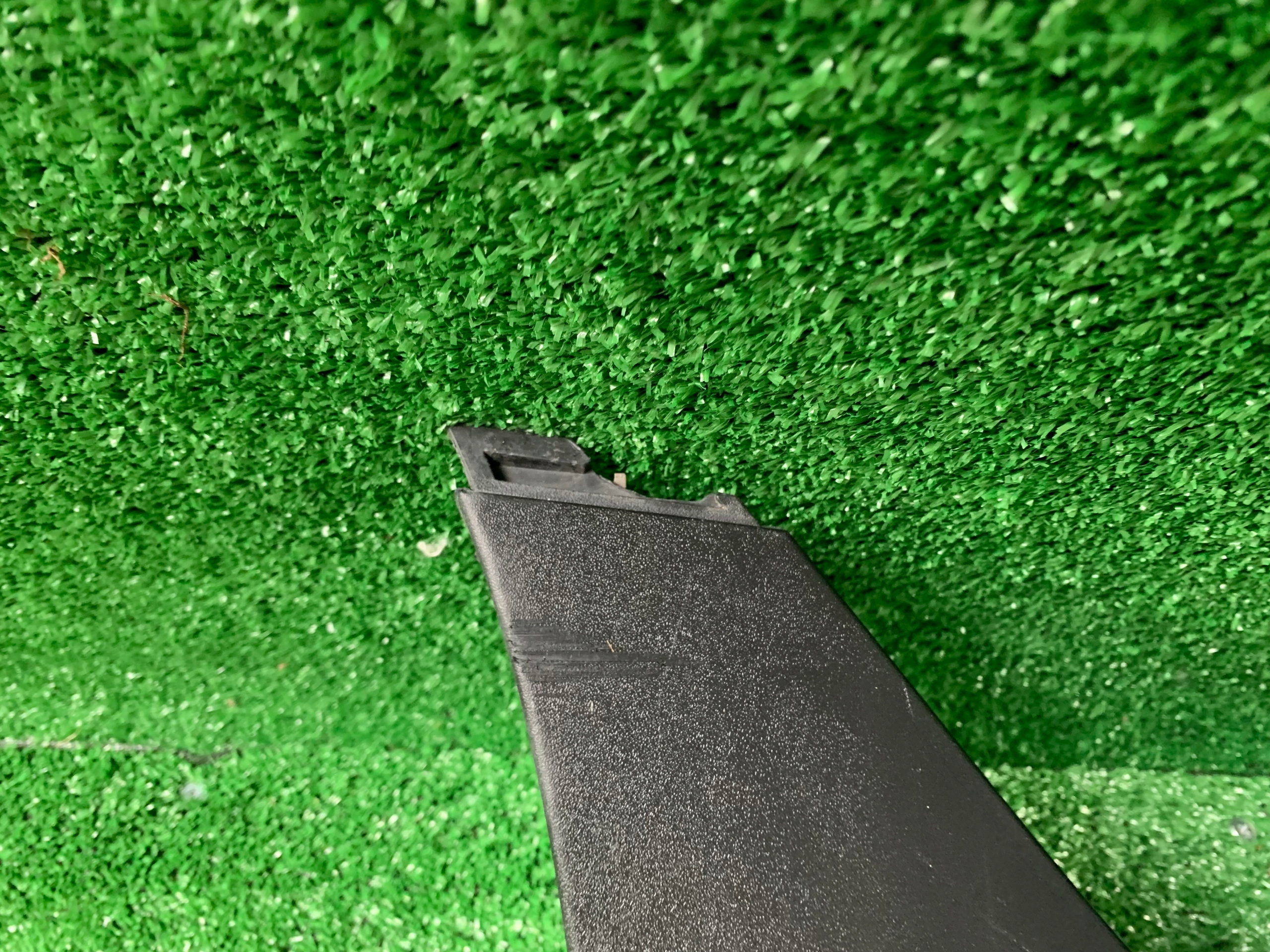 Ford Fiesta Mk8 Active moulding threshold right