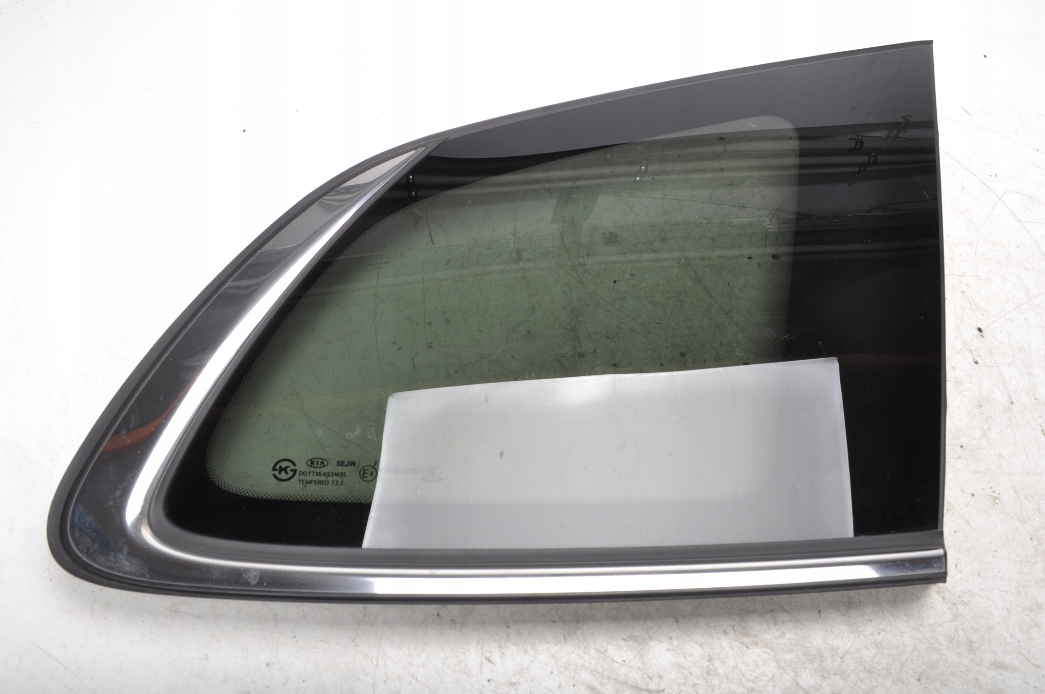 KIA CARENS IV SZYBA KAROSERYJNA PRAWY TYL TYLNA