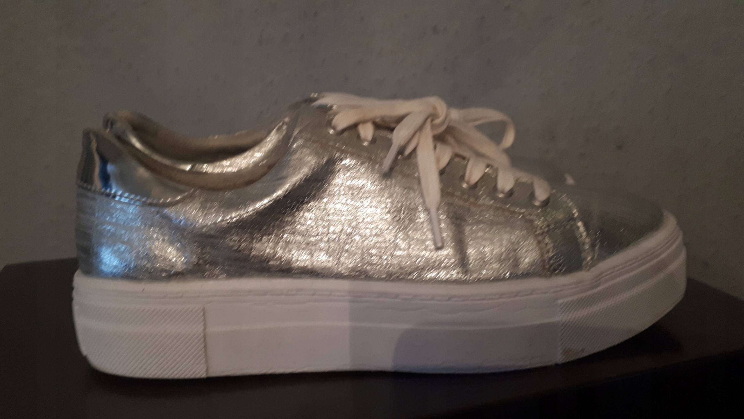 TAMARIS SNEAKERSY DAMSKIE 37 J NOWE