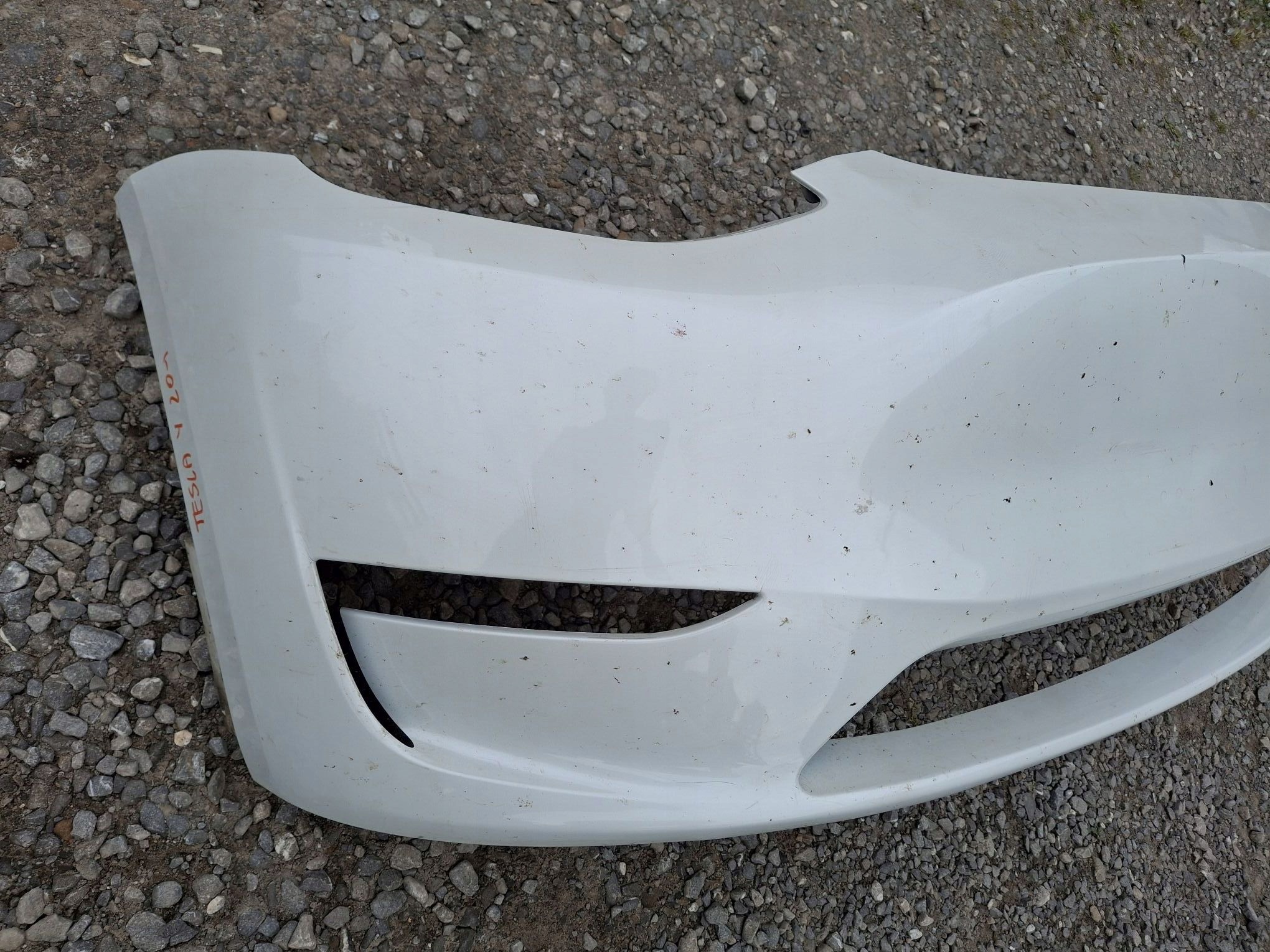 Frontstoßstange TESLA MODEL Y 2020R->